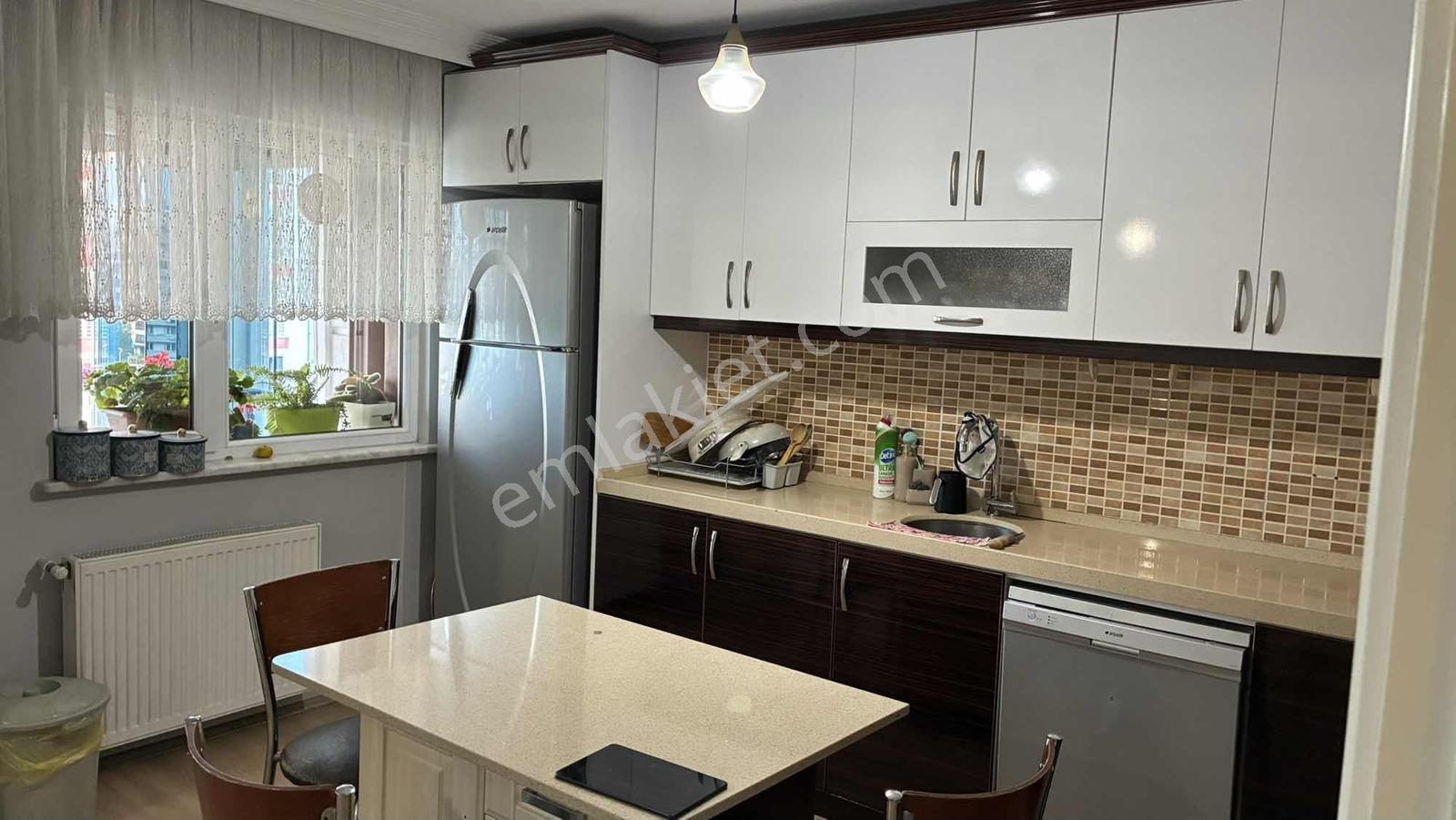 Emre Çevik'den Yıldırım Millet Mh Derya Caddesi Dublex Daire 6+1 — fotoğraf 31