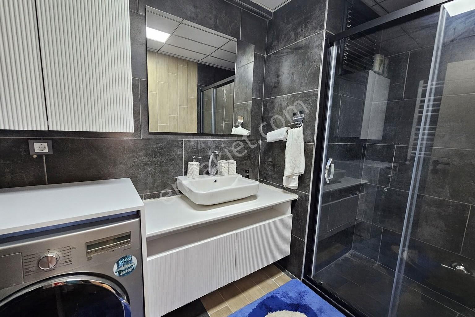 Buca Perla Resıdence Lüks Sitede 1+1 Satılık — fotoğraf 15