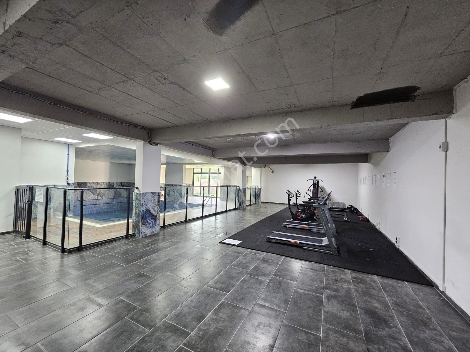Buca Perla Resıdence Lüks Sitede 1+1 Satılık — fotoğraf 16