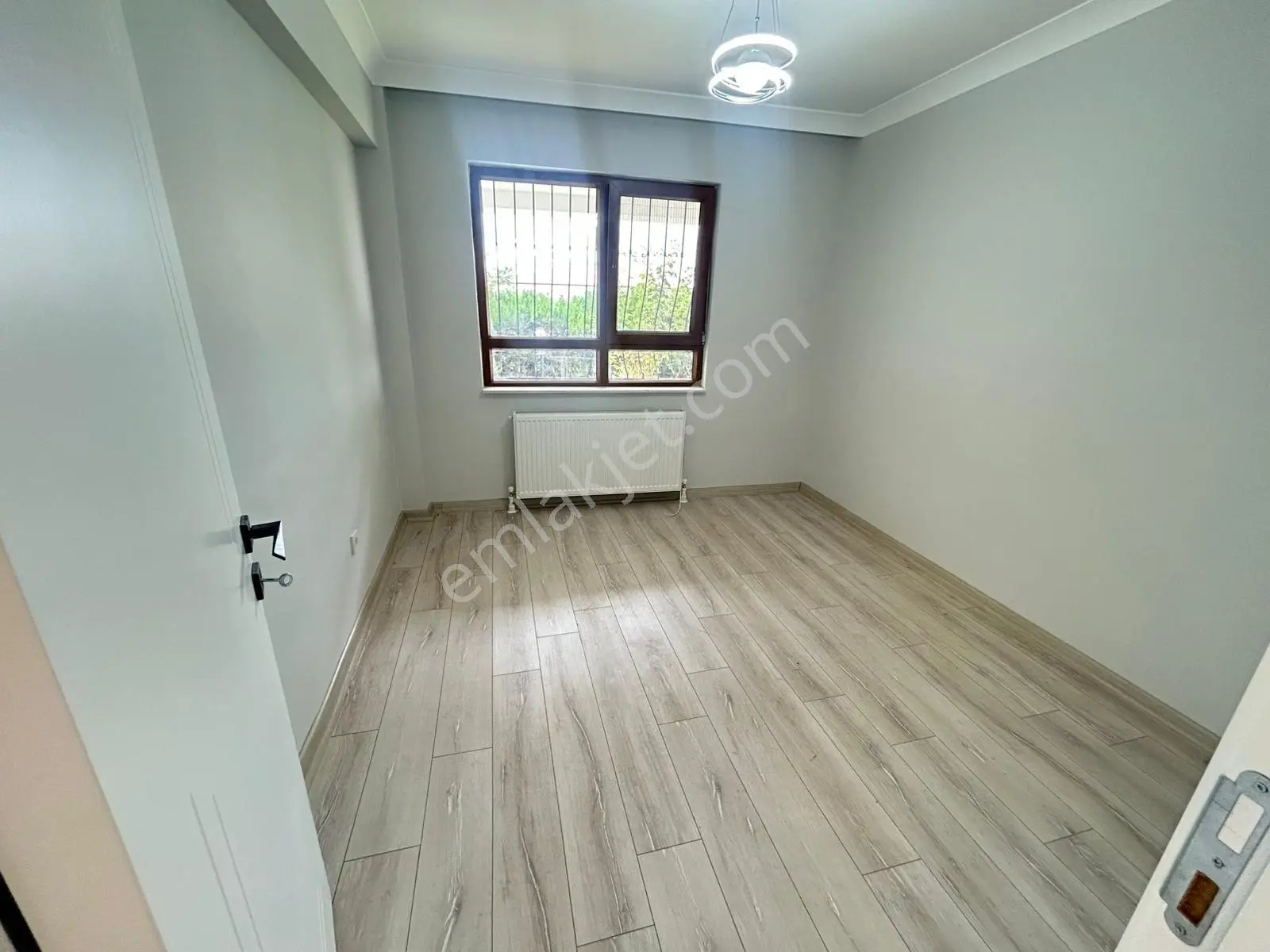 Taner'den Dikmen Sokullu Cad'de 2+1 Süper Lüks Bahçe Katı Balkonlu — fotoğraf 16