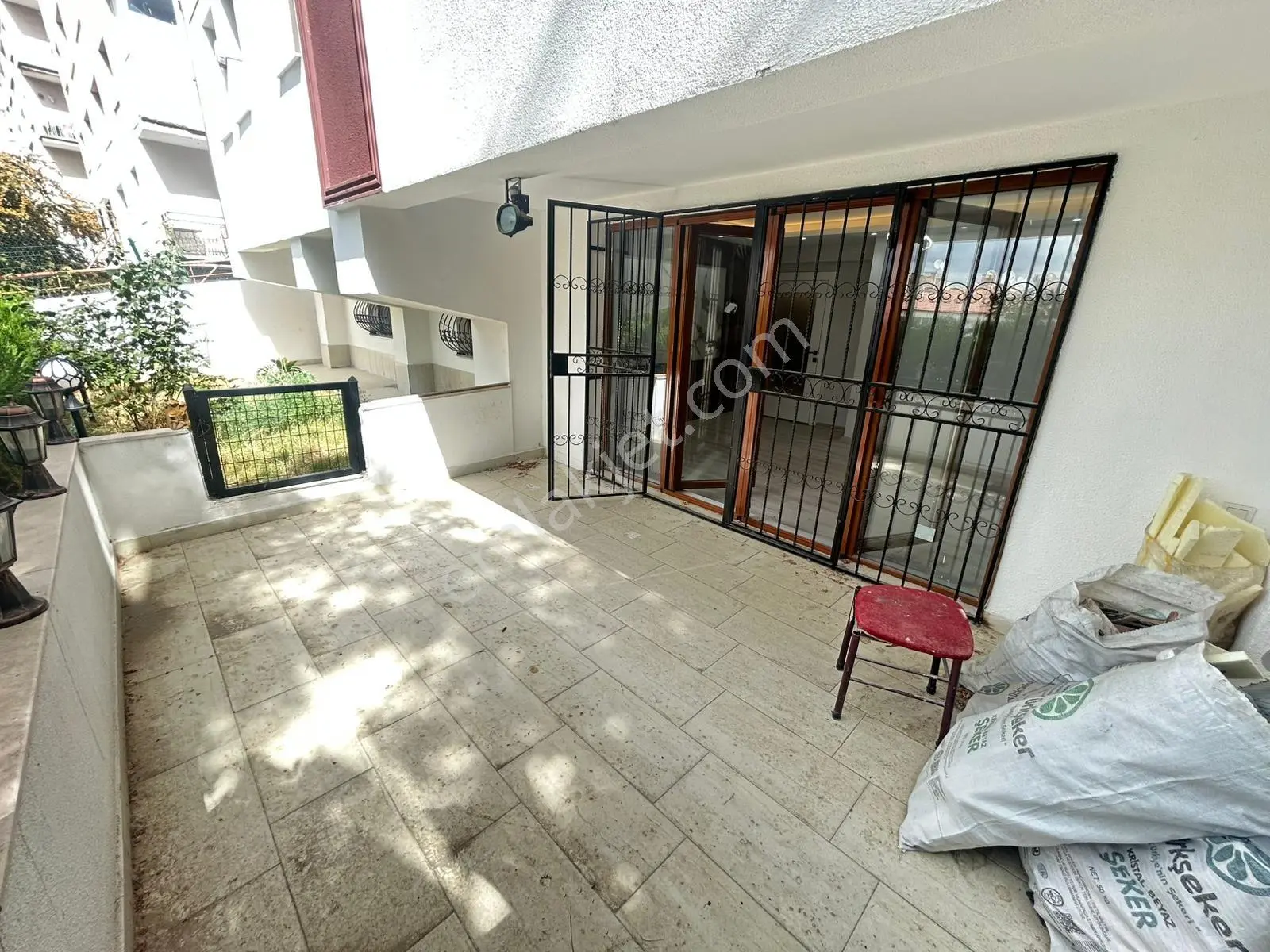 Taner'den Dikmen Sokullu Cad'de 2+1 Süper Lüks Bahçe Katı Balkonlu — fotoğraf 24