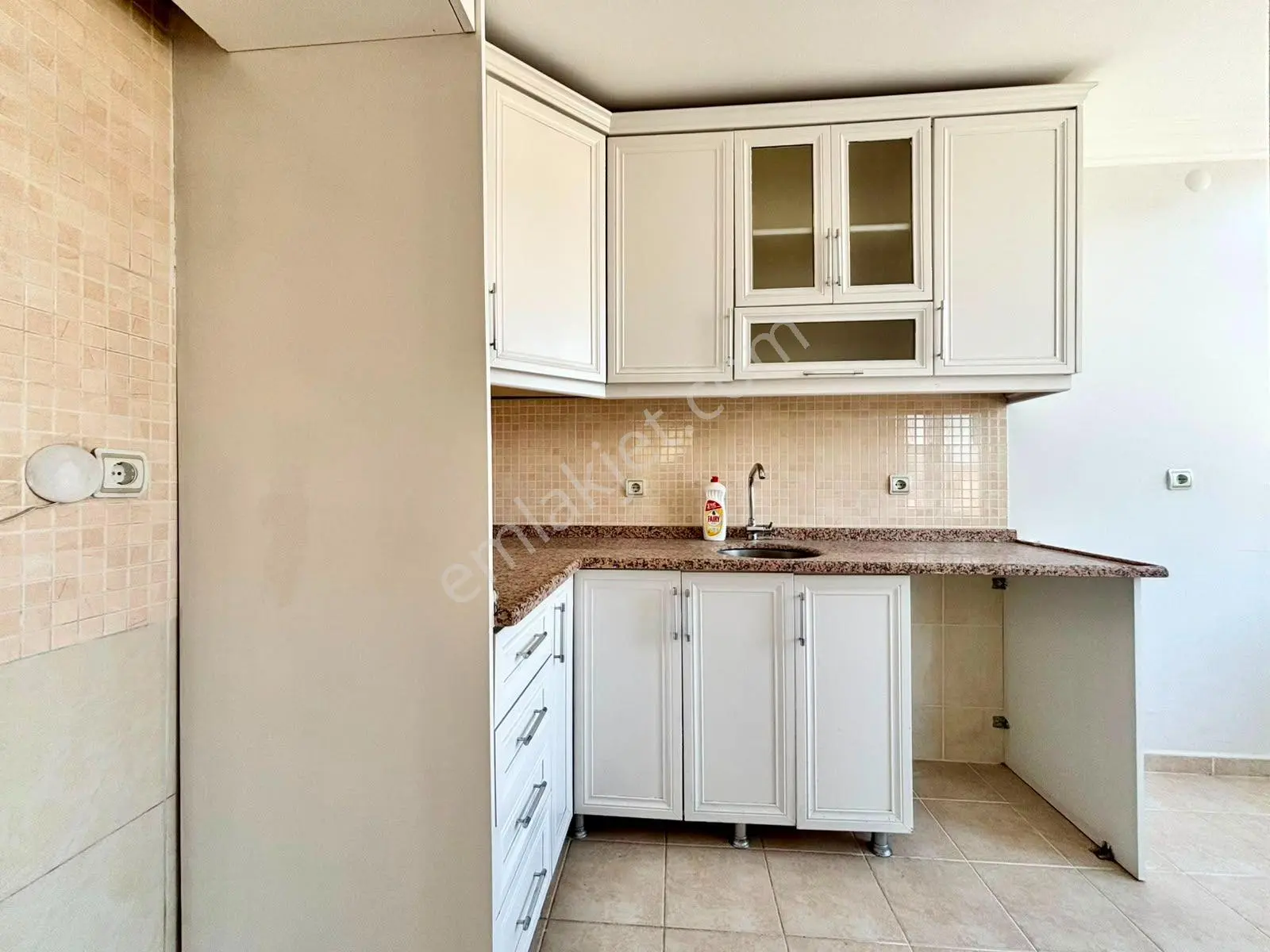 ꧁ay Emlaktan꧂öğretmenlerde Denize 150 Metre Mesafedearakat Ön Cephe Satılık 2+1 Masrafsız Daire — fotoğraf 6