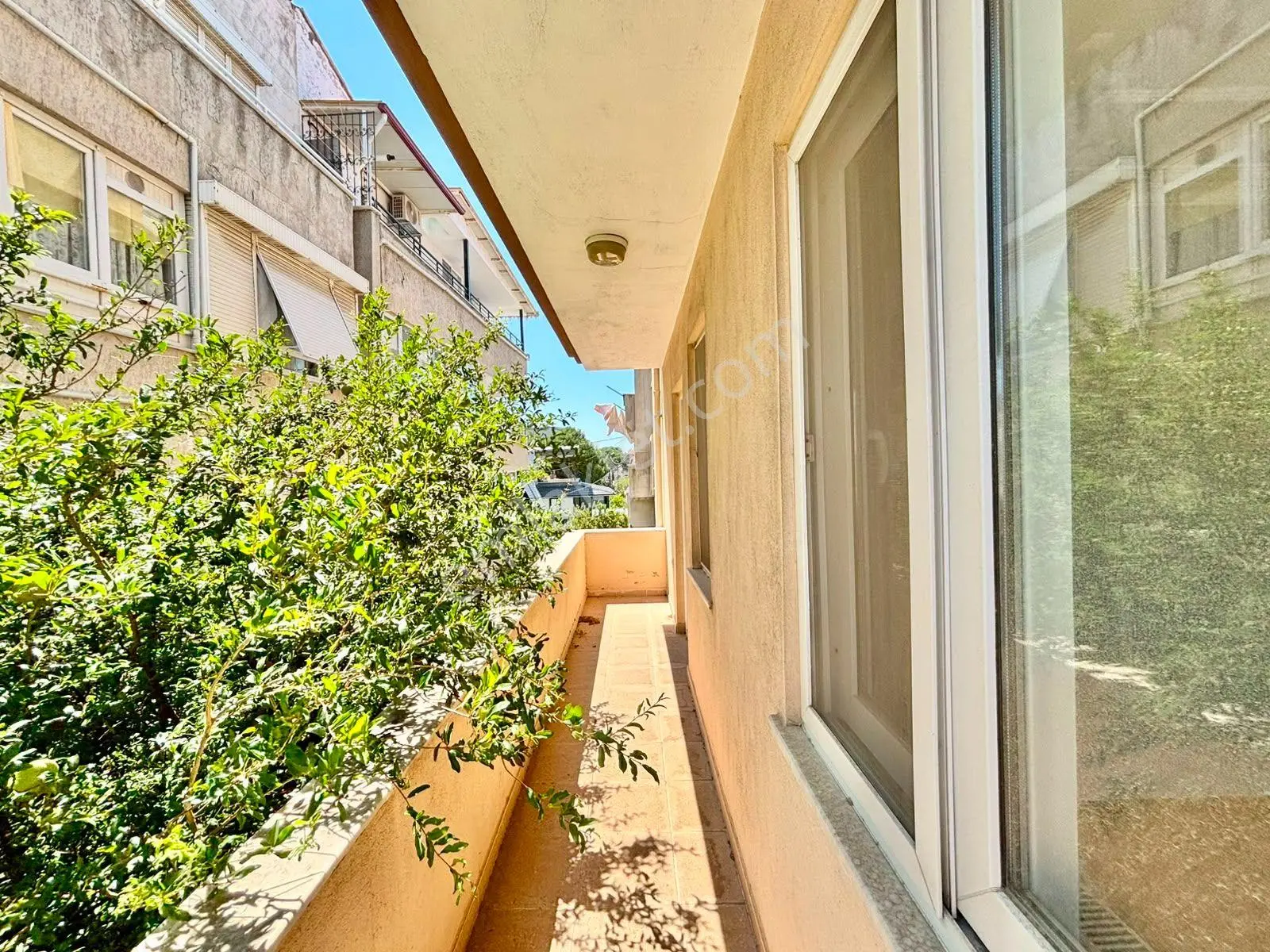 ꧁ay Emlaktan꧂öğretmenlerde Denize 150 Metre Mesafedearakat Ön Cephe Satılık 2+1 Masrafsız Daire — fotoğraf 20