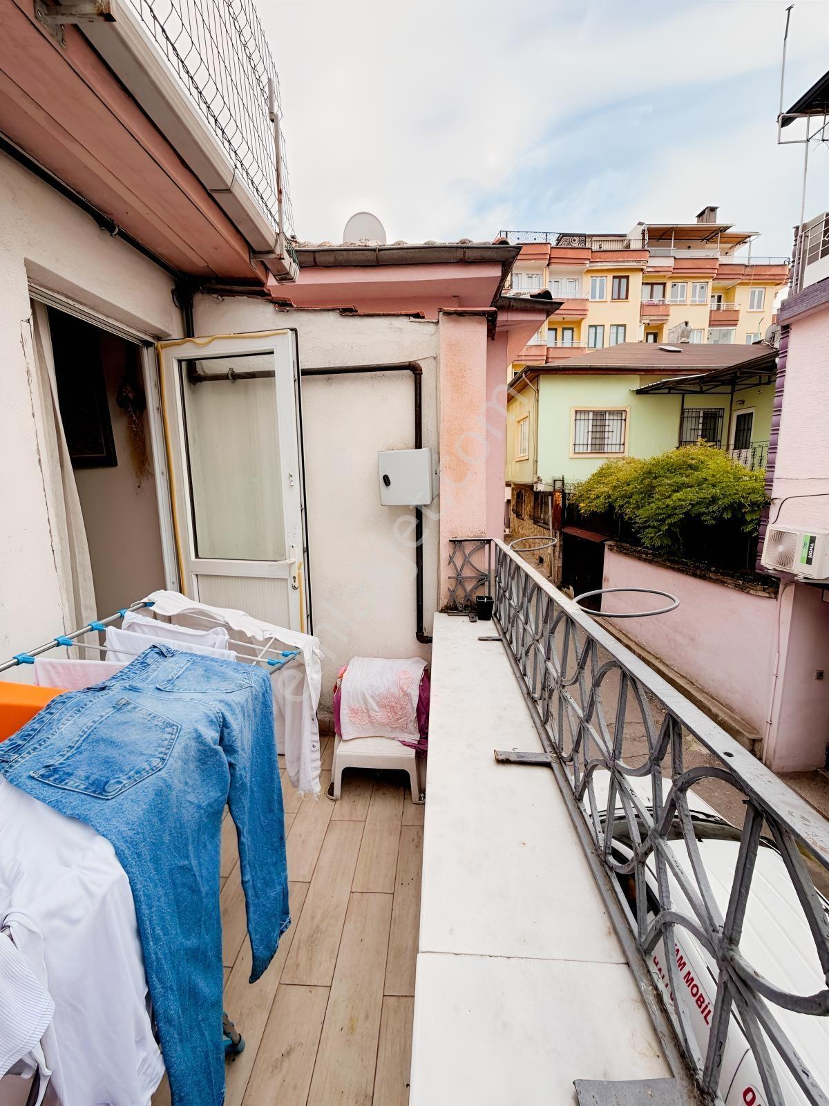 Yıldırım Yeşil'de Tarihi Dokuya Komşu, Bakımlı 1+1 Müstakil Bina — fotoğraf 16