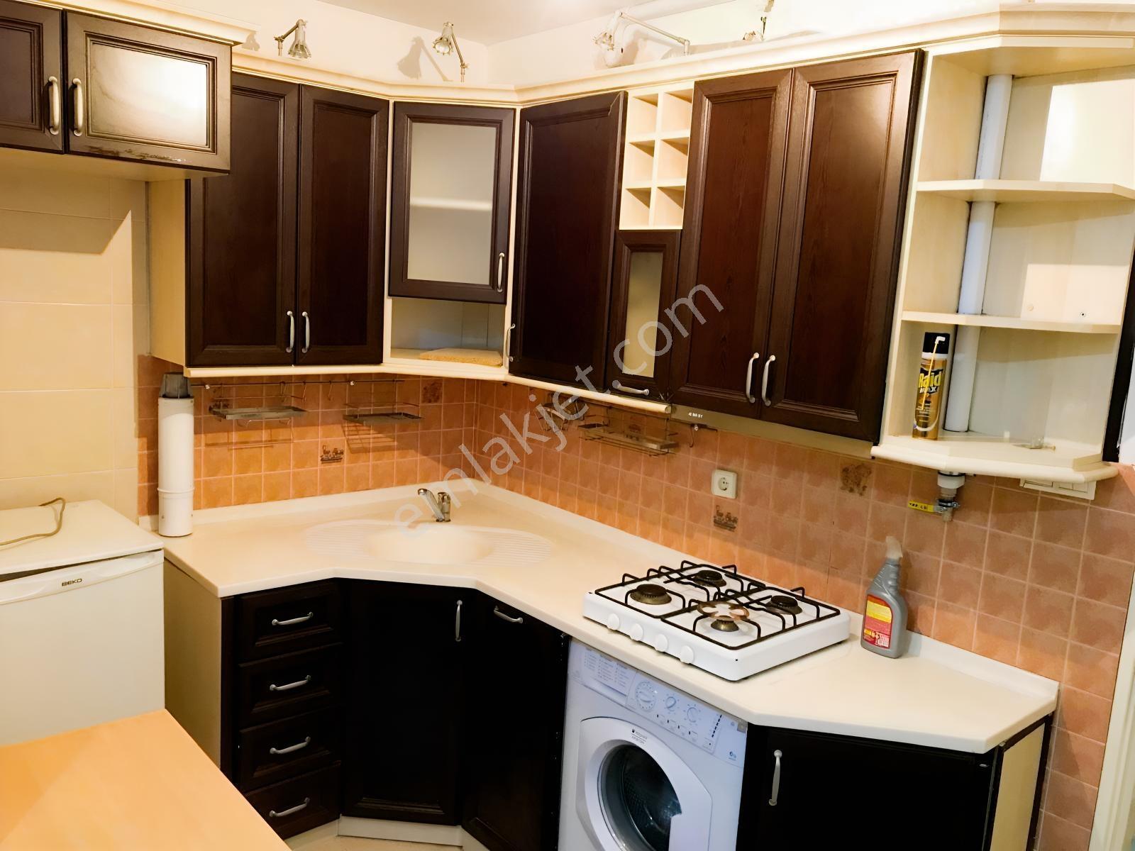 Görece Göçmen Konutlarında Bakımlı 2+1 — fotoğraf 9