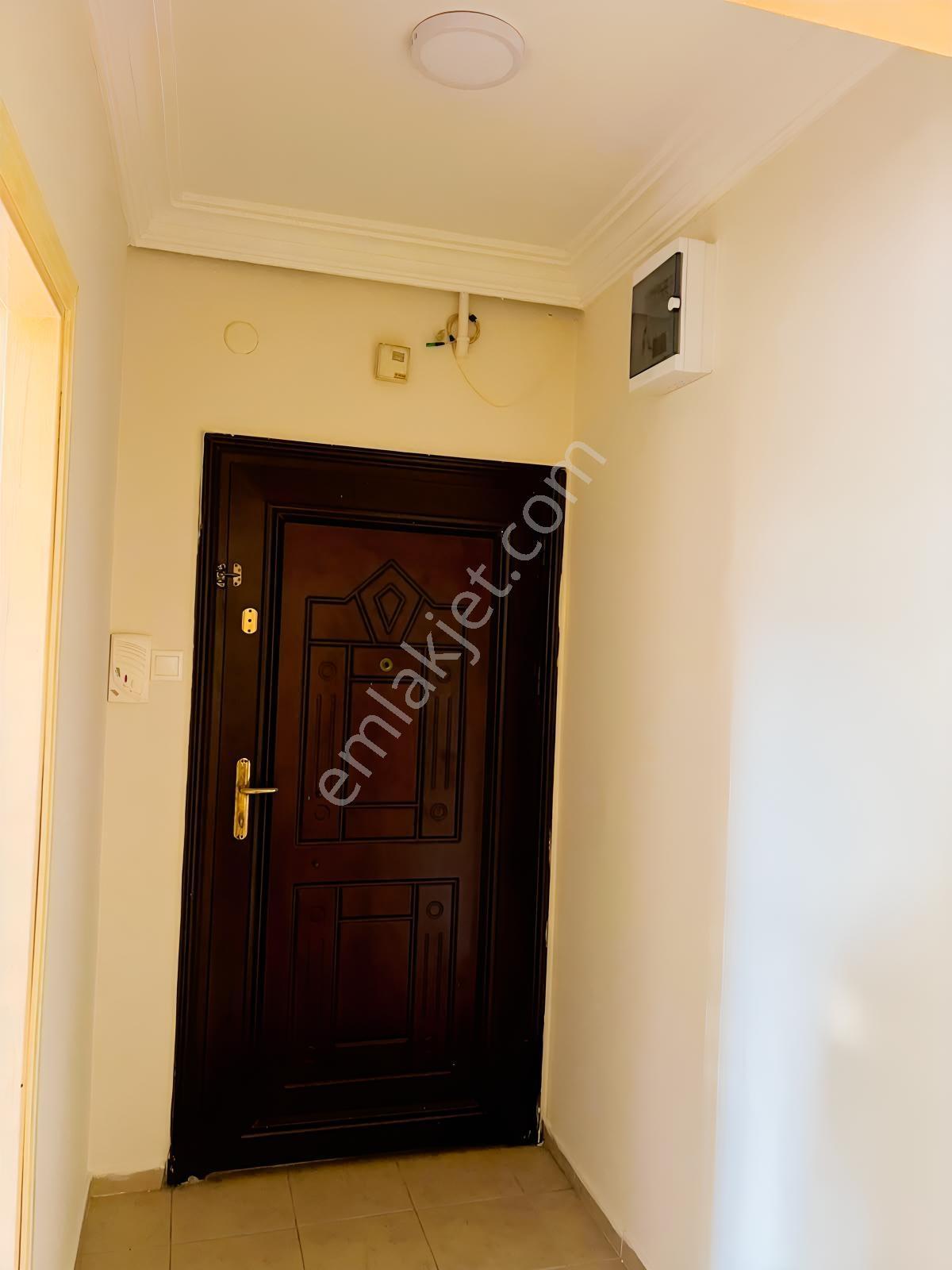 Görece Göçmen Konutlarında Bakımlı 2+1 — fotoğraf 15