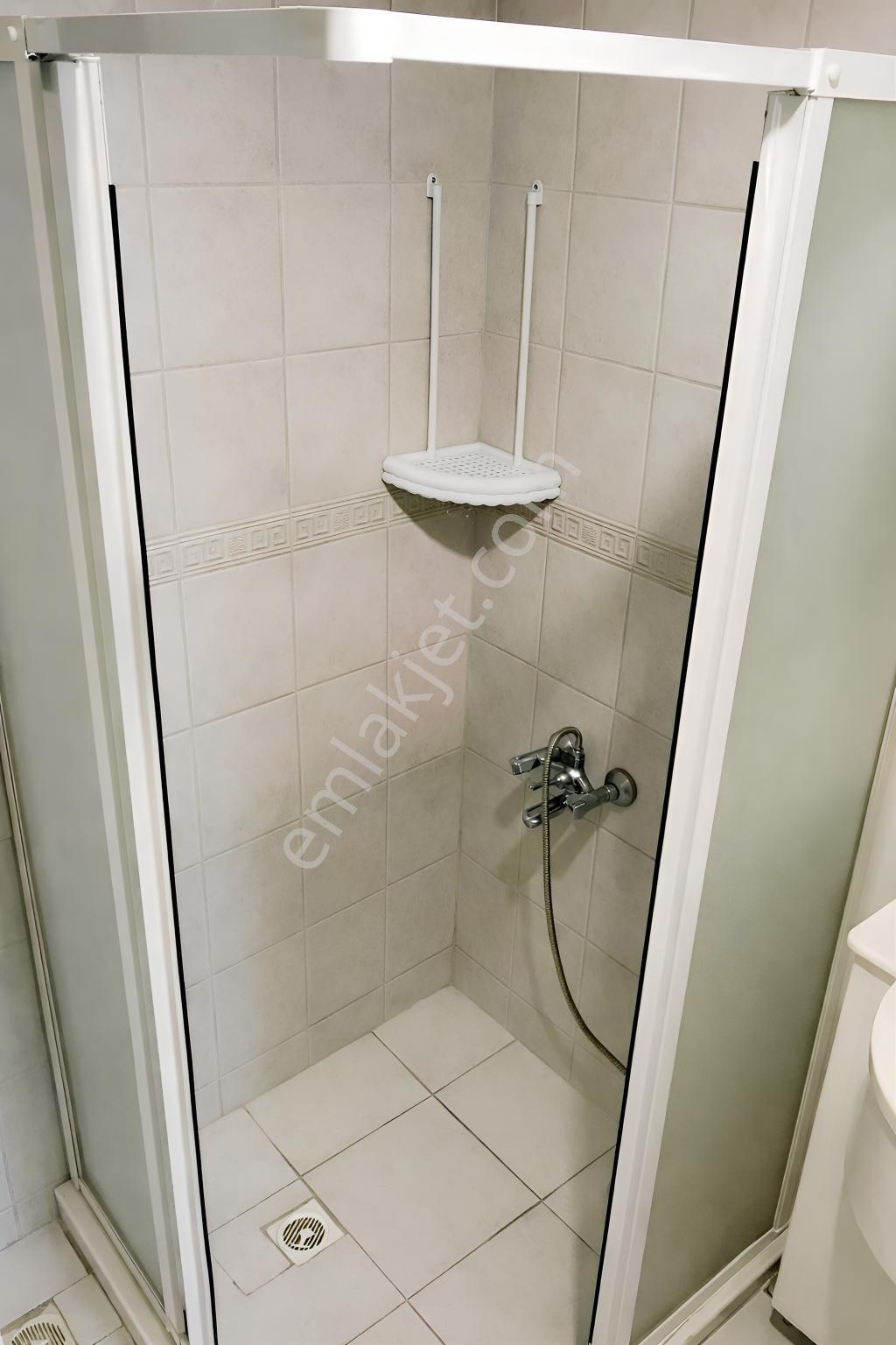 Görece Göçmen Konutlarında Bakımlı 2+1 — fotoğraf 24