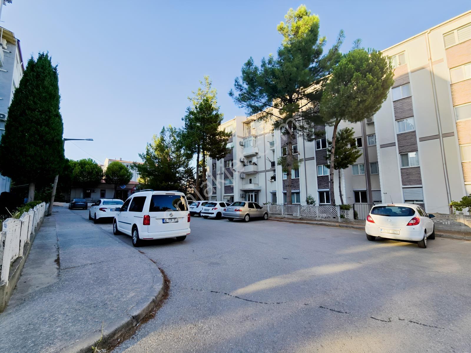 Görece Göçmen Konutlarında Bakımlı 2+1 — fotoğraf 26