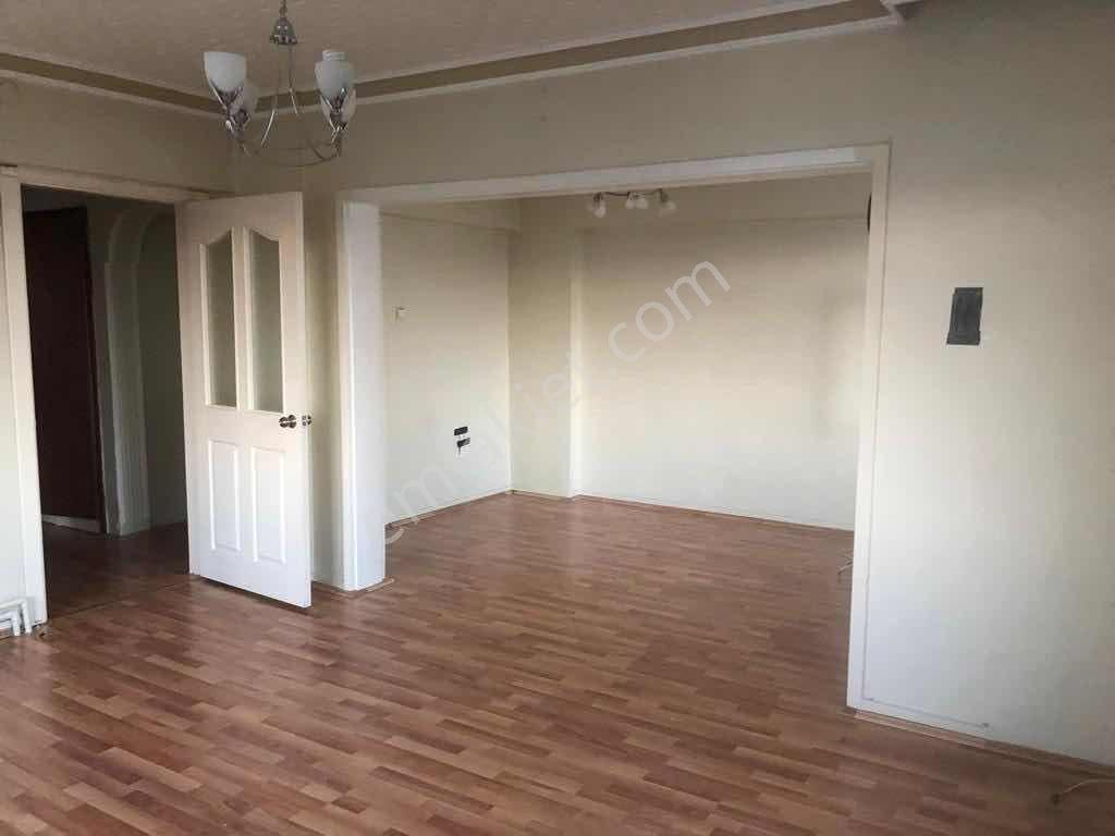 A L C Den Site İçi Ara Katta Asansörlü 3+1 Satılık Daire — fotoğraf 8