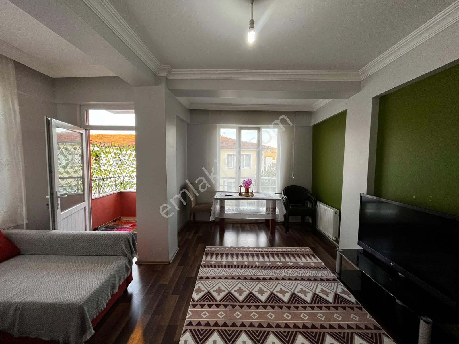 İstasyon Mahallesinde Millet Bahçesi Mevkii Satılık 2+1 Daire — fotoğraf 4