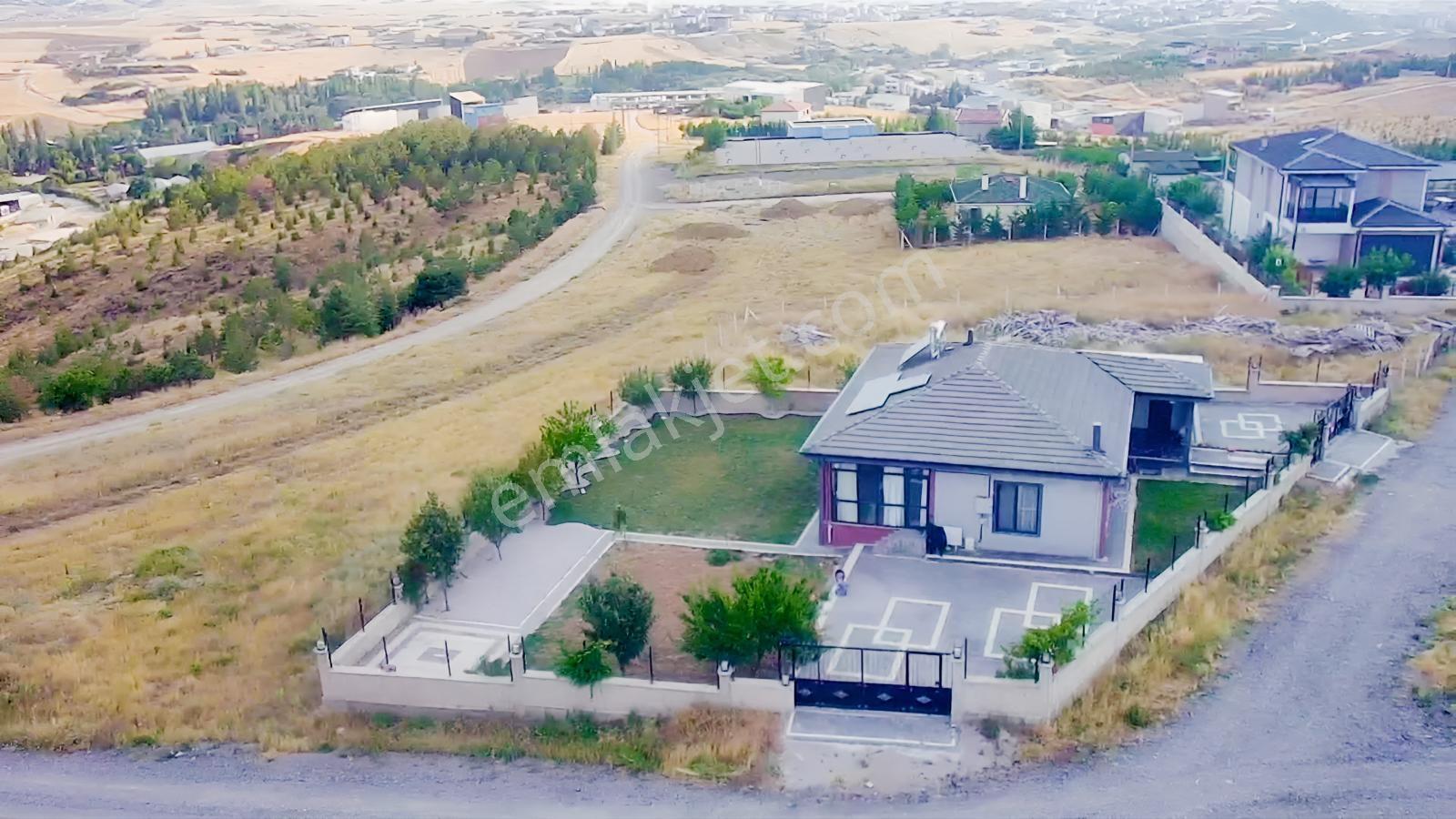 'kuzey'den Akyurt Yeşiltepe'de Fırsat Villa 3+1 Şehir Manzaralı' — fotoğraf 7