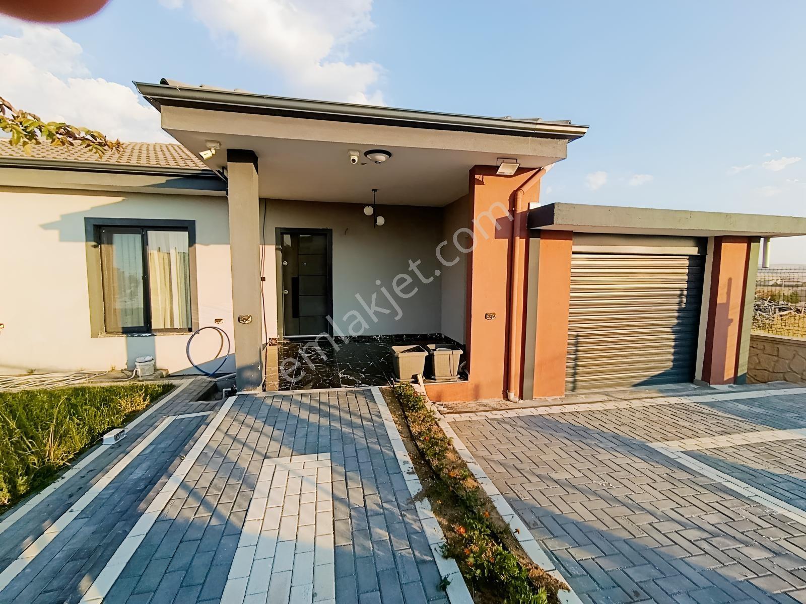 'kuzey'den Akyurt Yeşiltepe'de Fırsat Villa 3+1 Şehir Manzaralı' — fotoğraf 15