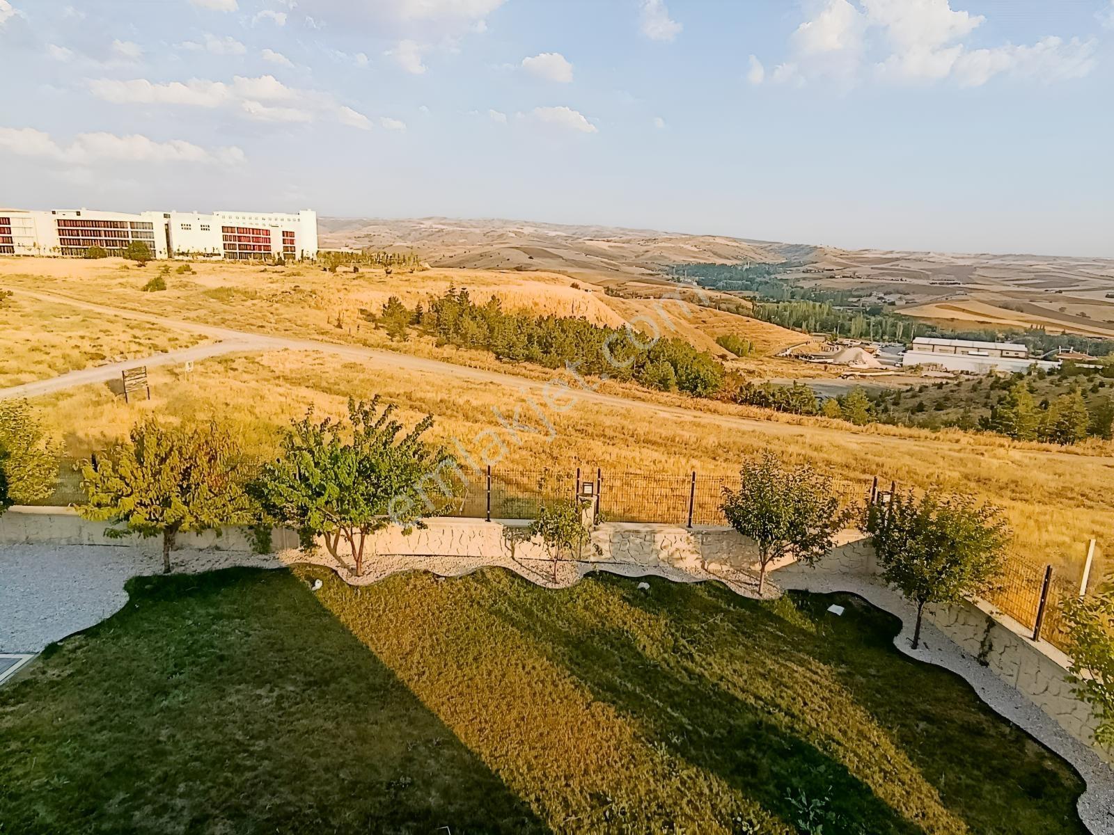 'kuzey'den Akyurt Yeşiltepe'de Fırsat Villa 3+1 Şehir Manzaralı' — fotoğraf 16