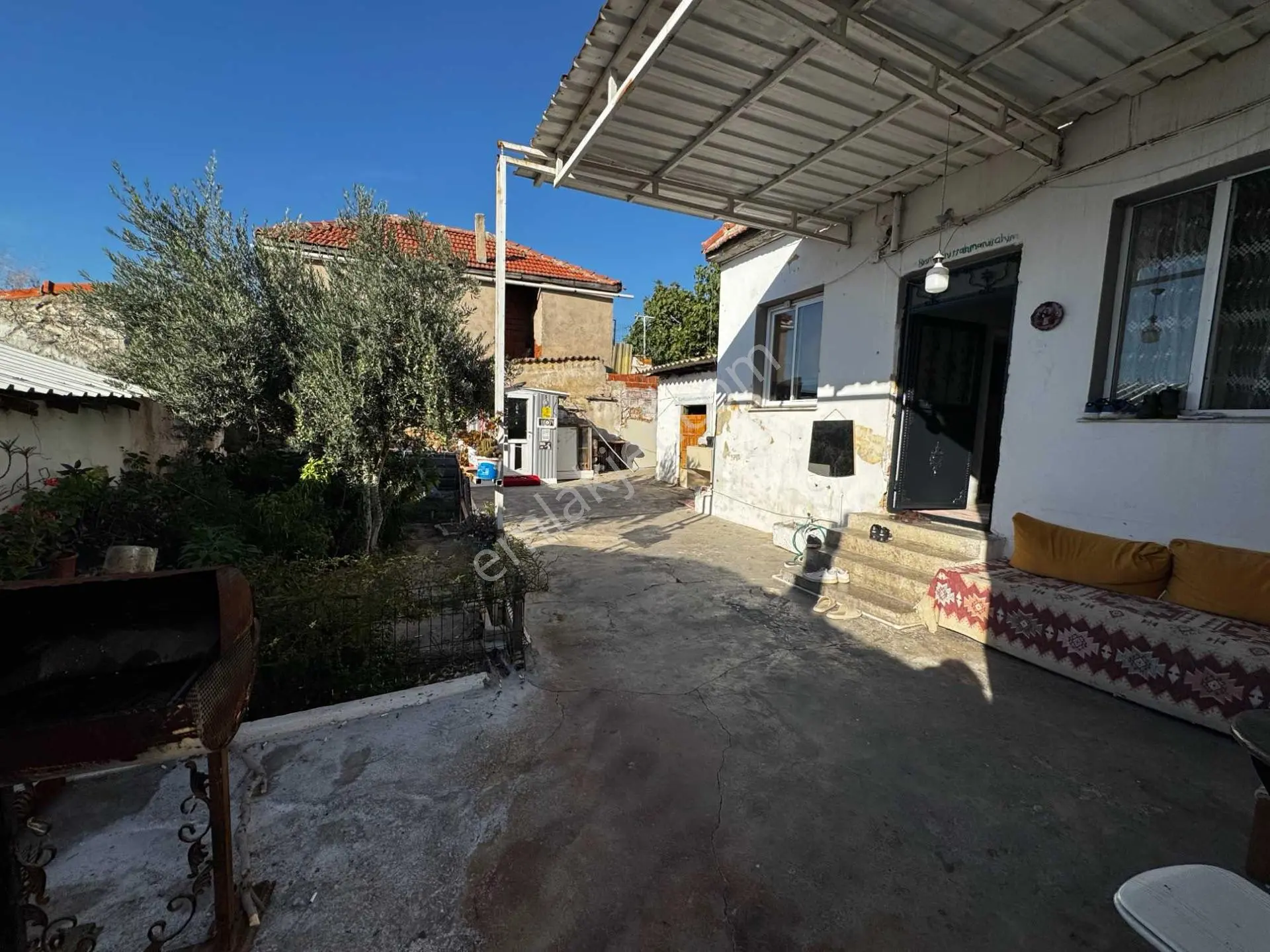 Menemen Kazımpaşa Mah 268m2 Arsa Payı Olan Müstakıl Satılık Daıre — fotoğraf 9