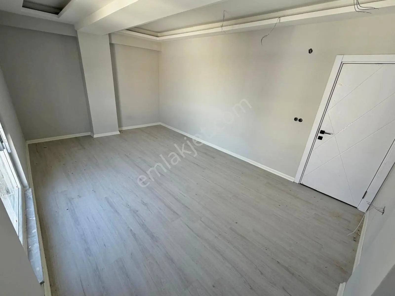 Metinyapıdan Sıfır Kat Seçenekli İskanlı Satılık 2+1 Daire!! — fotoğraf 2
