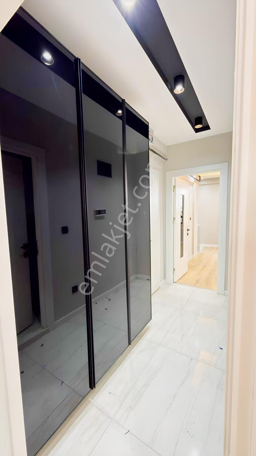Merkezi Konumda, Çift Cepheli, Asansörlü 55m² Konforlu Daire — fotoğraf 20
