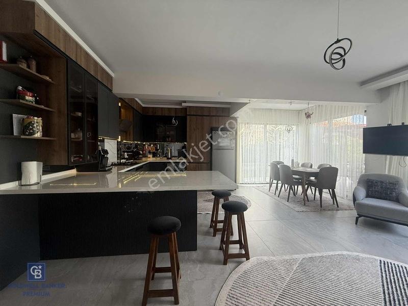 Fırsat Bağlıcada Full Yapılı Merkezde Müstakil İskanlı Villa — fotoğraf 8