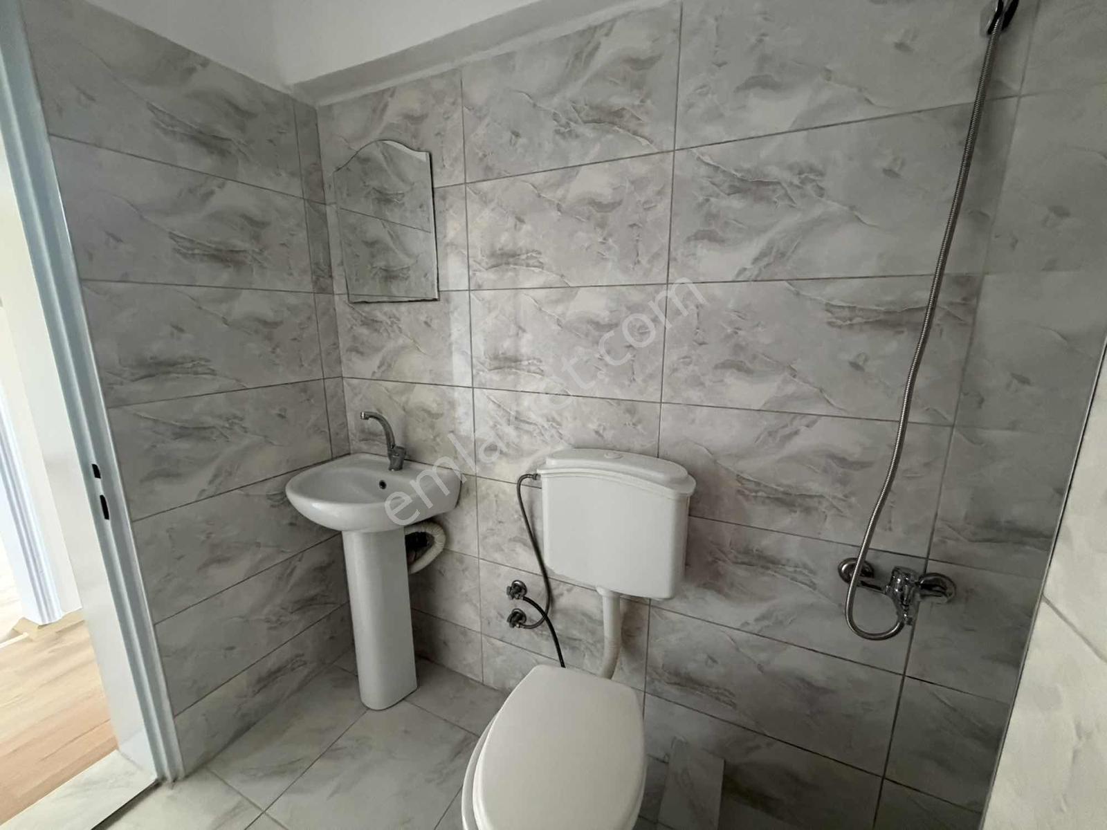 Rw Detay //çankaya Mah Göçmen Evleri Satılık 2+1 Daire — fotoğraf 14