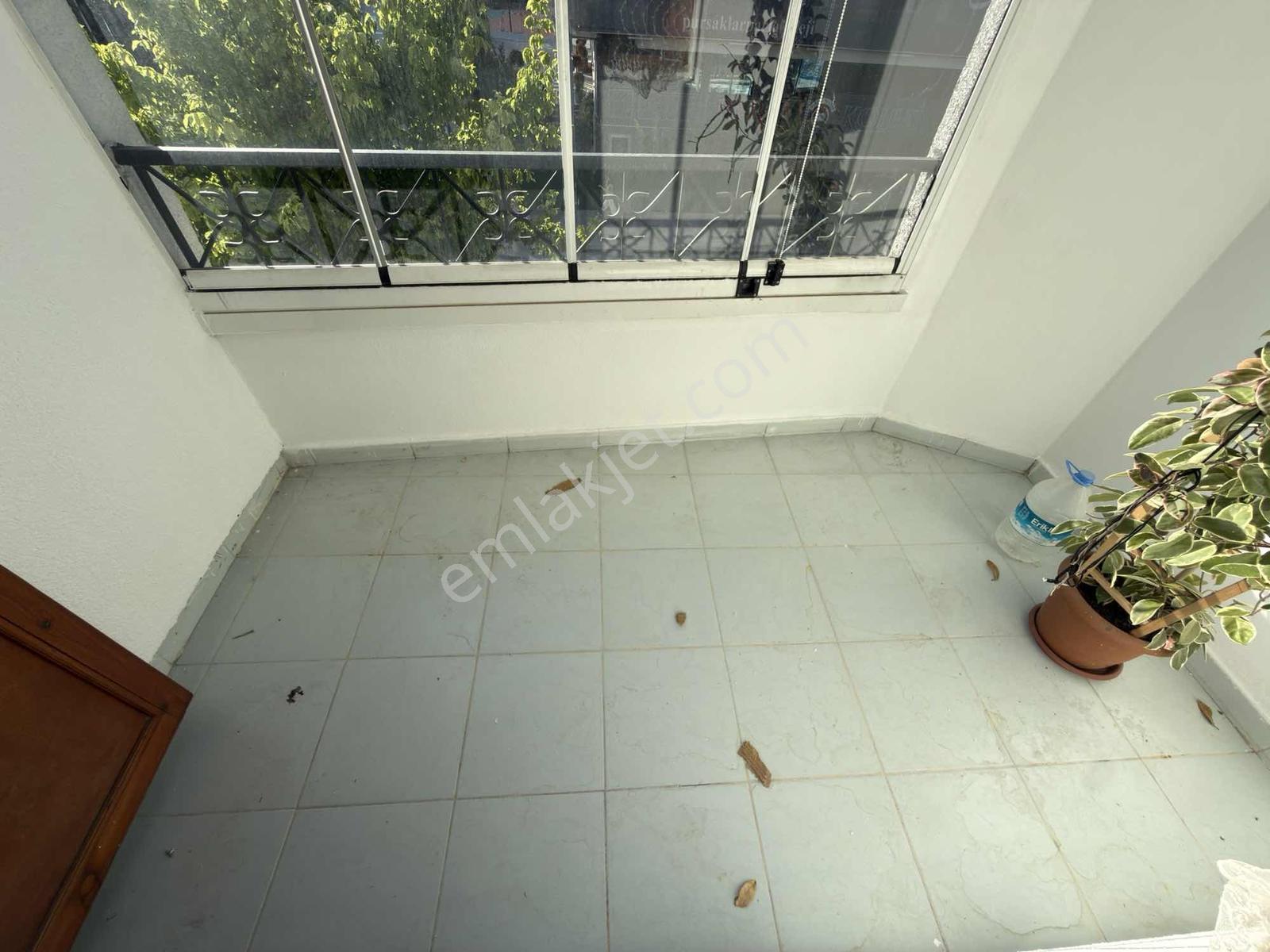 Kuzey'den 3+1 Pursaklar Merkez'de Ara Kat Asansörlü Güney Cephe — fotoğraf 19