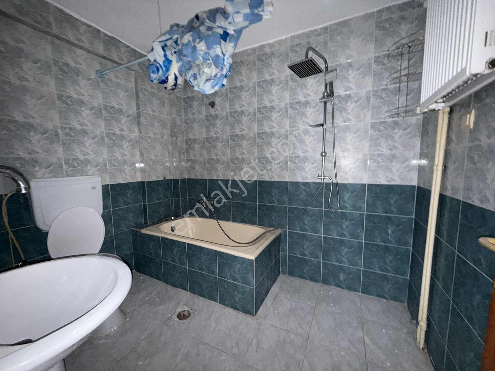 Kuzey'den 3+1 Pursaklar Merkez'de Ara Kat Asansörlü Güney Cephe — fotoğraf 24