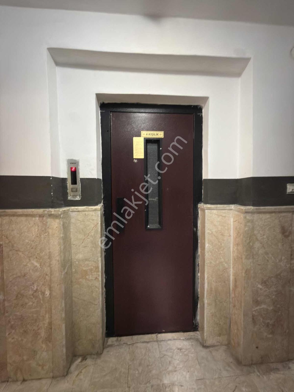 Kuzey'den 3+1 Pursaklar Merkez'de Ara Kat Asansörlü Güney Cephe — fotoğraf 33