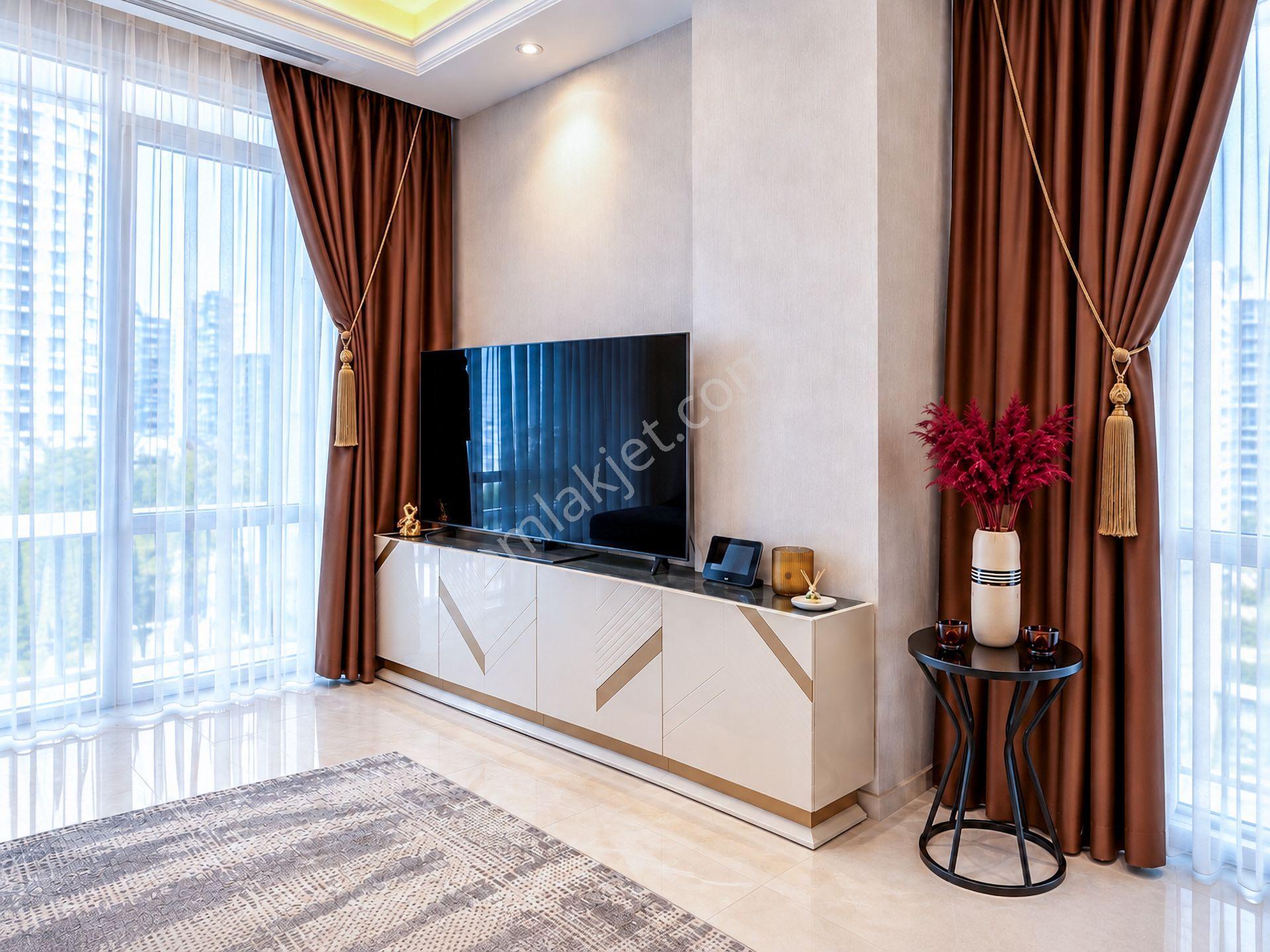 Mahmutlar’da Avm’li Sitede 81 M2 Eşyalı 2 Balkonlu 1+1 Satılık Daire — fotoğraf 23