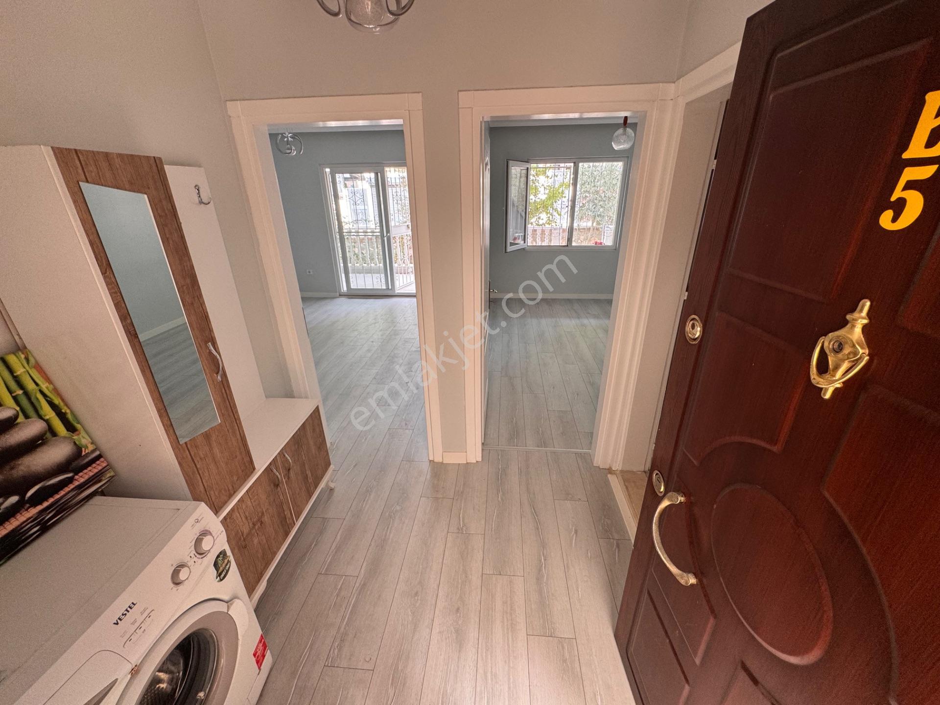Didim Efelerde Satılık 1+1 Geniş Daire — fotoğraf 5