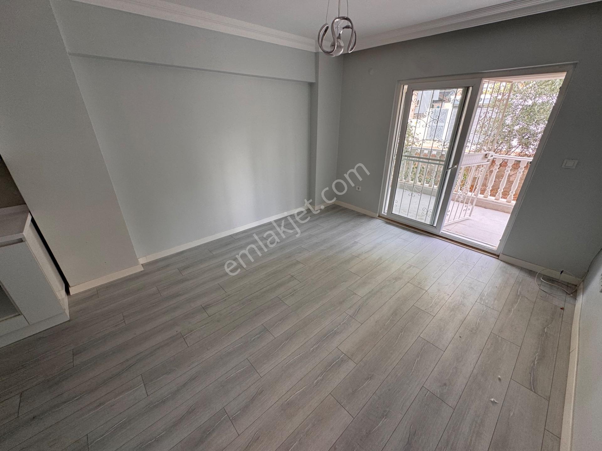 Didim Efelerde Satılık 1+1 Geniş Daire — fotoğraf 9