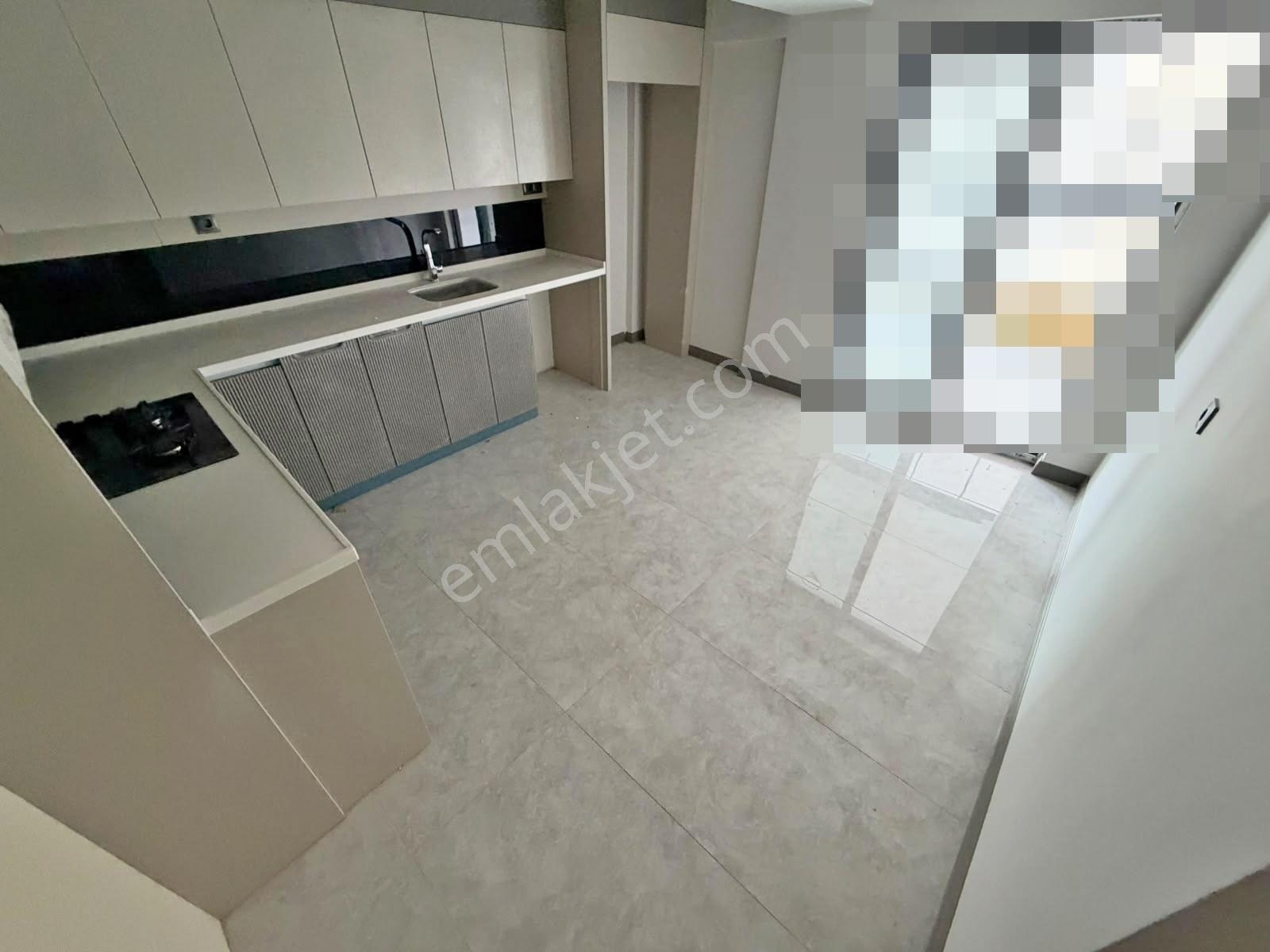 Yuvam'dan Merkezi Konumda Anahtar Teslim 1.sınıf İşcilikli 3+1 — fotoğraf 5