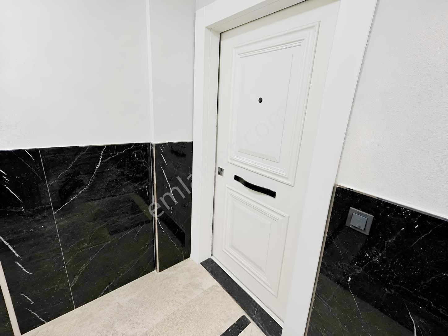 Turyaptan Cadde Üzerinde Butik Site İçerisinde Sıfır | 2+1 — fotoğraf 16