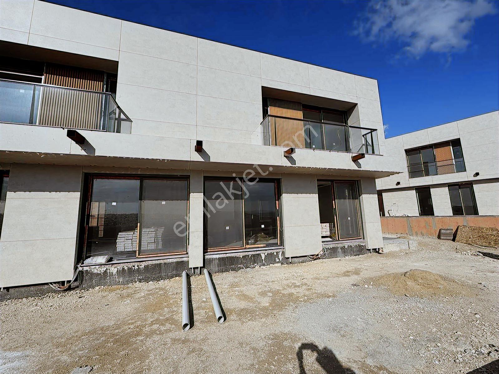 Çeşme Nif Court Villalarında 4+2 Müstakil Havuzlu Villa — fotoğraf 6