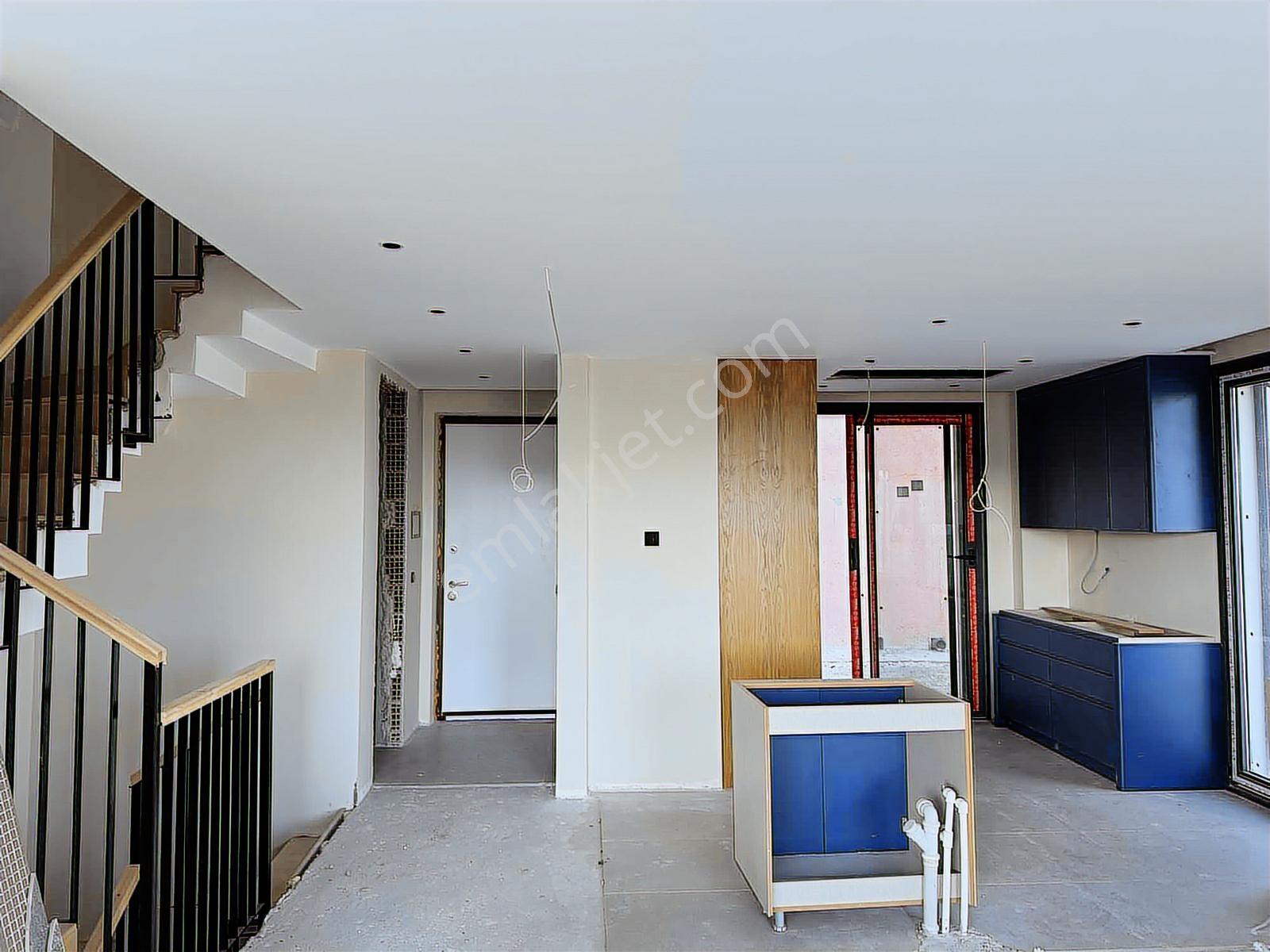 Çeşme Nif Court Villalarında 4+2 Müstakil Havuzlu Villa — fotoğraf 13