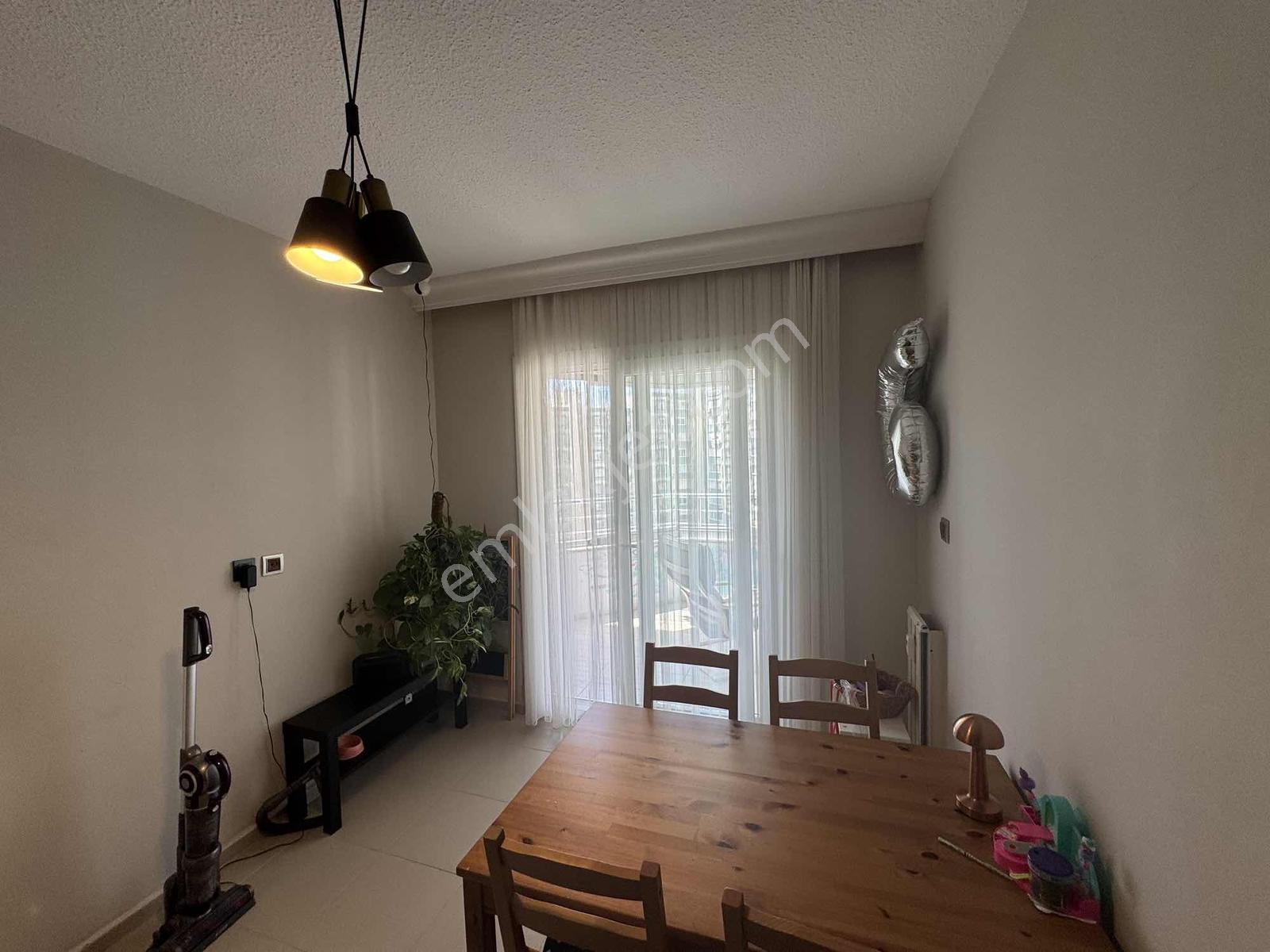 Karşıyaka Mavişehir Flamingo Sitesinde Geniş Tip Satılık 3+1 — fotoğraf 13