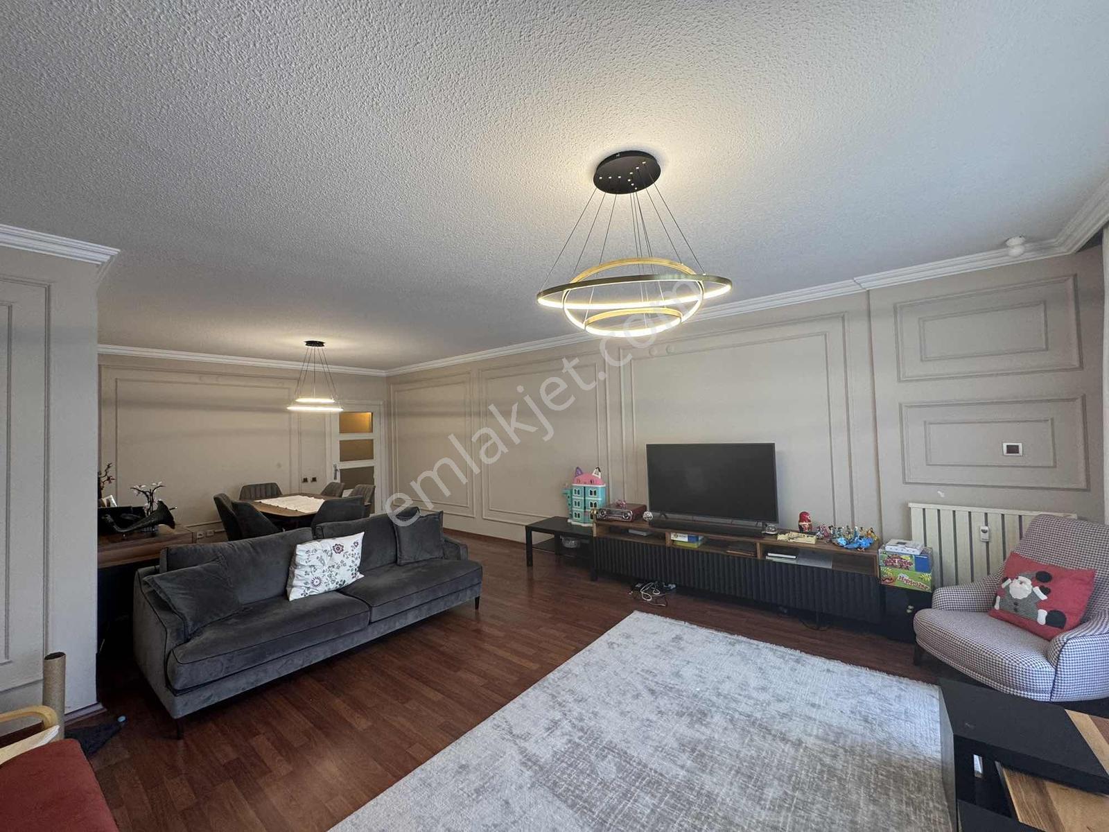 Karşıyaka Mavişehir Flamingo Sitesinde Geniş Tip Satılık 3+1 — fotoğraf 16
