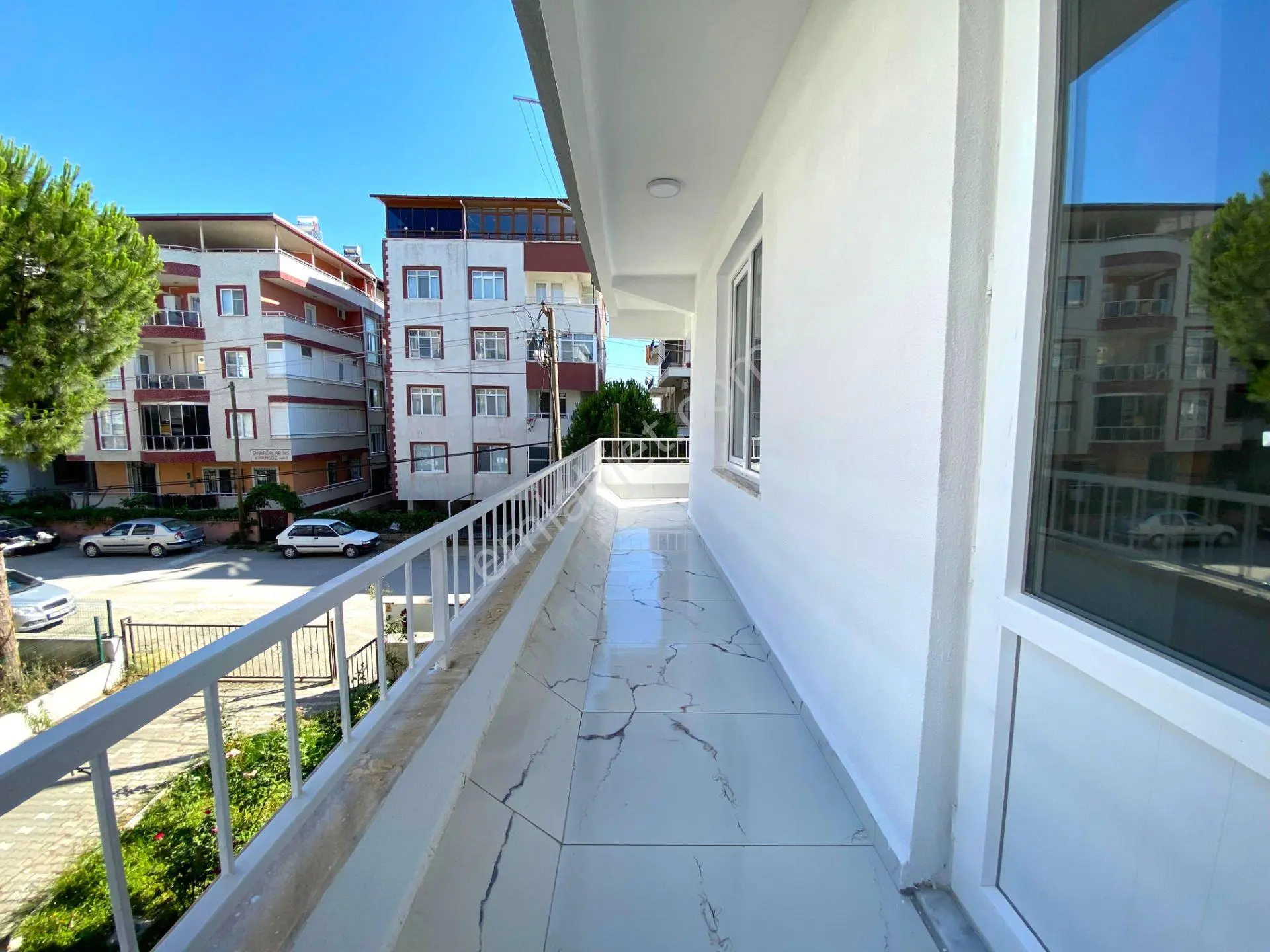 Gümüşden Akçayda Ön Cephe Arakat Masrafsız Denize 400m 2+1 Daire — fotoğraf 17