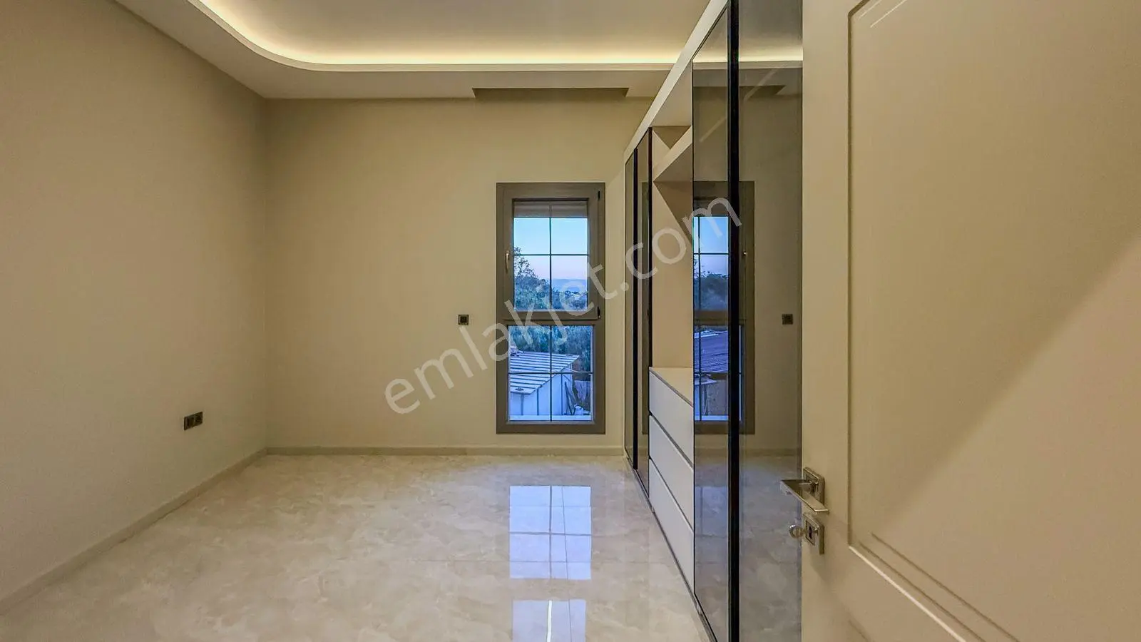 Yavansu Mahallesi'nde Denize Yakın Müstakil Özel Havuzlu Satılık Villa — fotoğraf 16