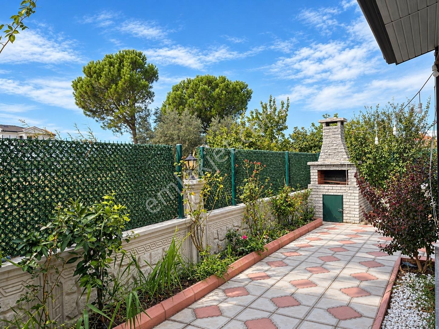 Umas Solutıondan Geniş Bahçeli - Verandalı & Saunalı - 2+1 Villa — fotoğraf 5