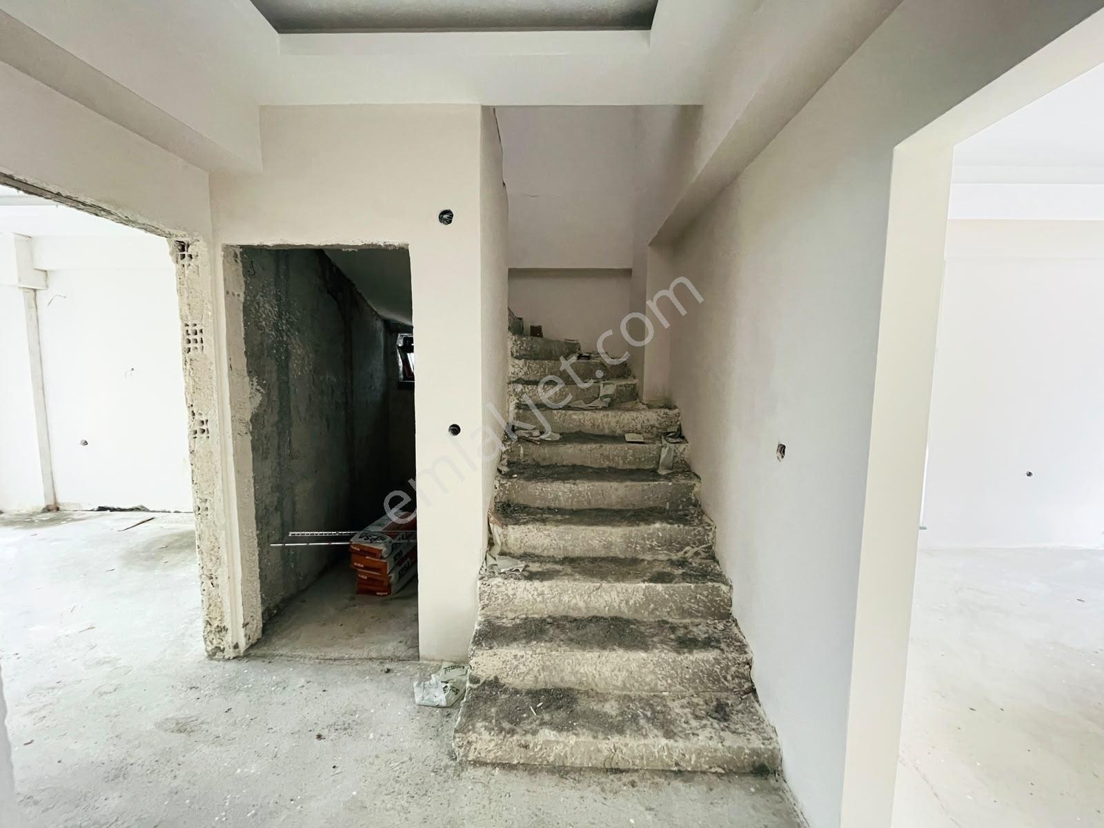Özkandan Umurbeyde 1 Aya Teslim Satılık 3+1 Bahçe-Çatı Dublexler — fotoğraf 21