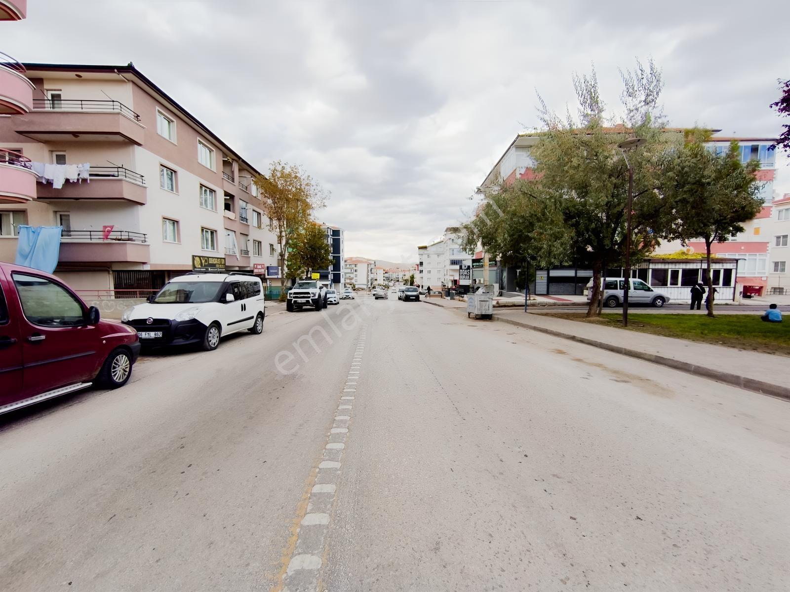 Sincan Pınarbaşı Mah.çorum Caddesi Üzerinde Yeni Lüks 2+1 — fotoğraf 9