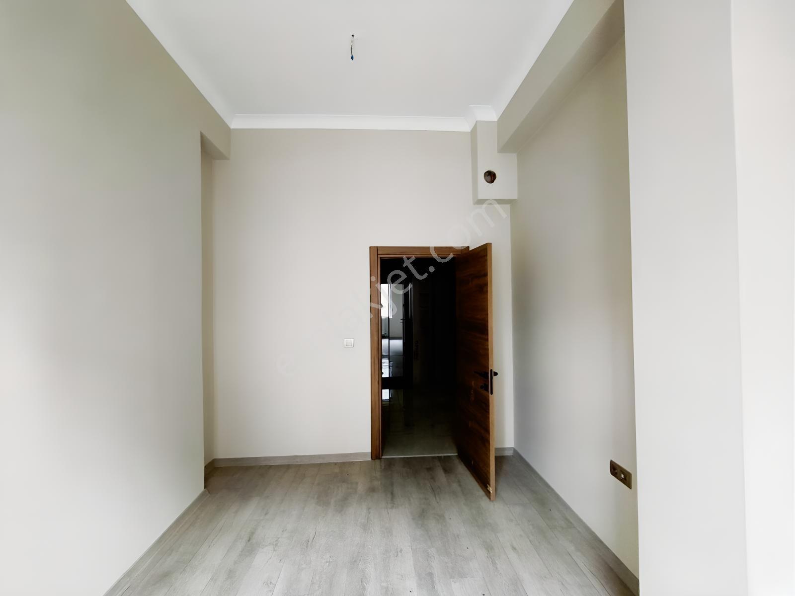 Sincan Pınarbaşı Mah.çorum Caddesi Üzerinde Yeni Lüks 2+1 — fotoğraf 21