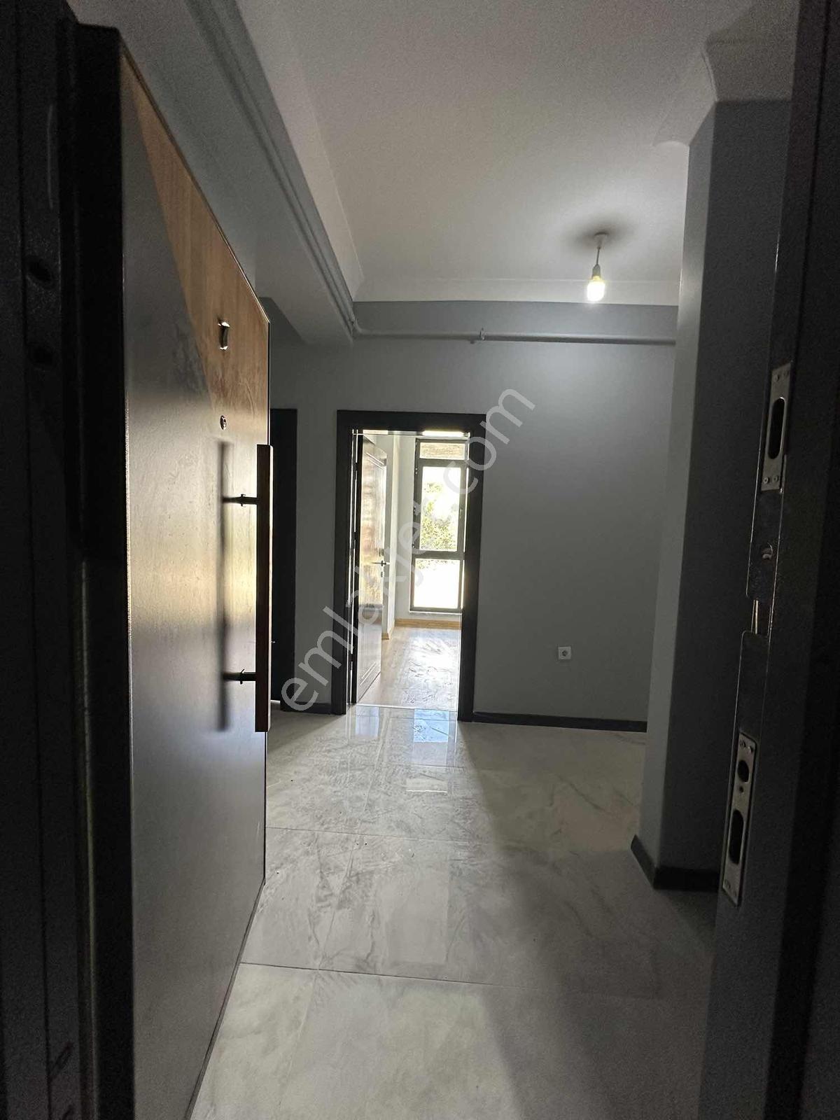 Asil Emlak | Hamidiye Mah. İskanlı Ayrı Mutfak 3+1 Satılık Daire — fotoğraf 9