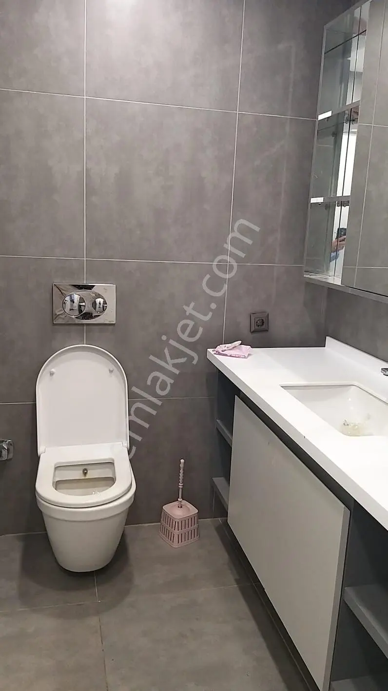 Esenyurt Cumhuriyet E5 Ve Metrobüs Yanı Kiracılı Satılık Residence — fotoğraf 2