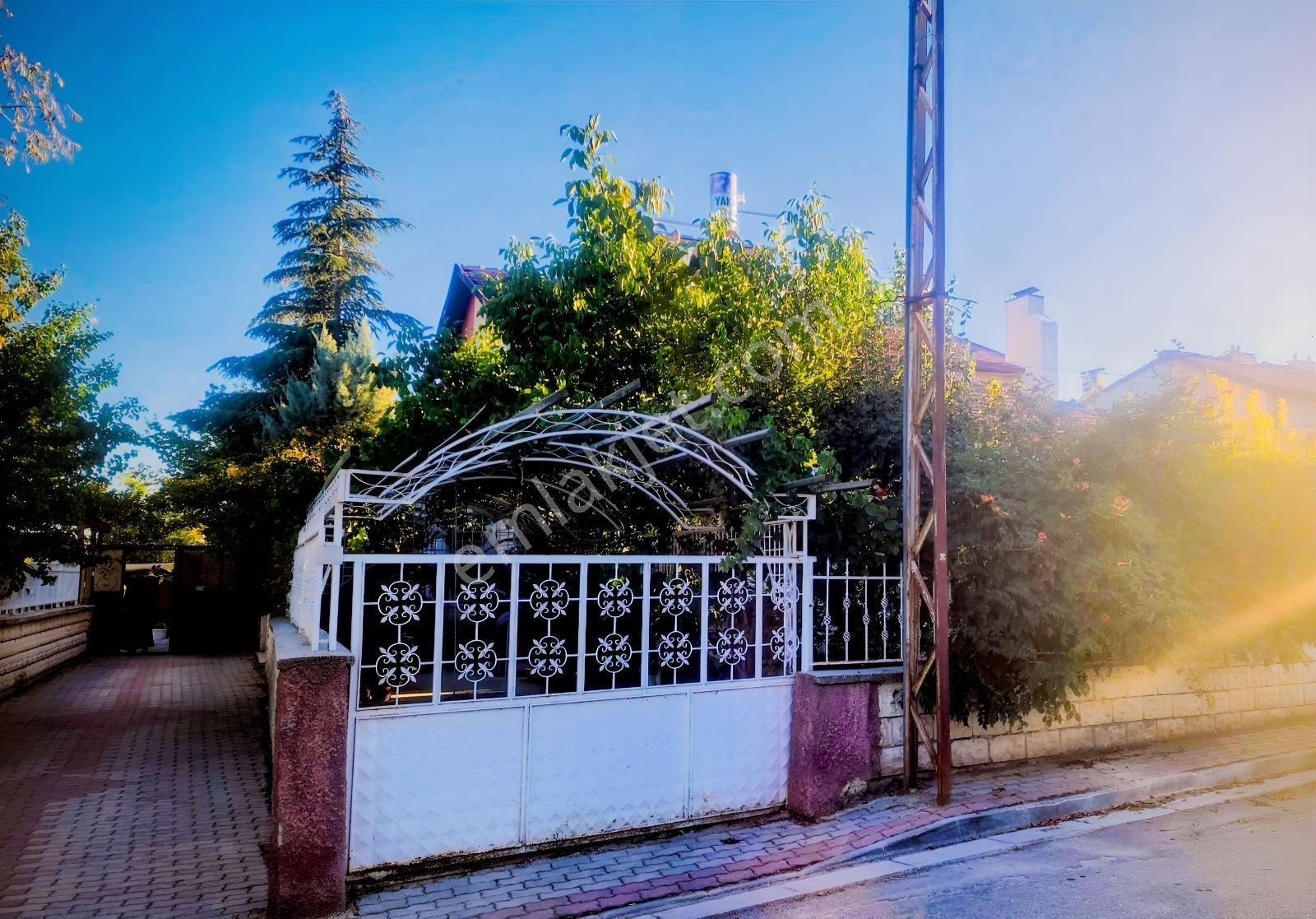 Karaca'dan Hatıp Mahallesi 4+1 Müstakil Bakımlı Villa — fotoğraf 2