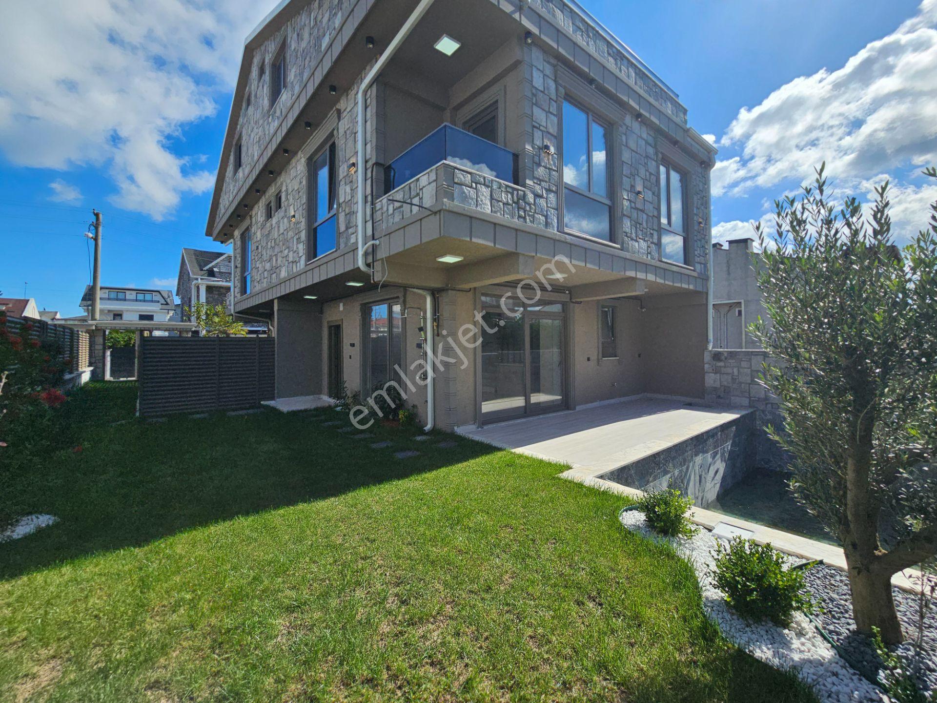 Deniz'de 4+1 Müstakil Havuzlu Lüks Villa — fotoğraf 2