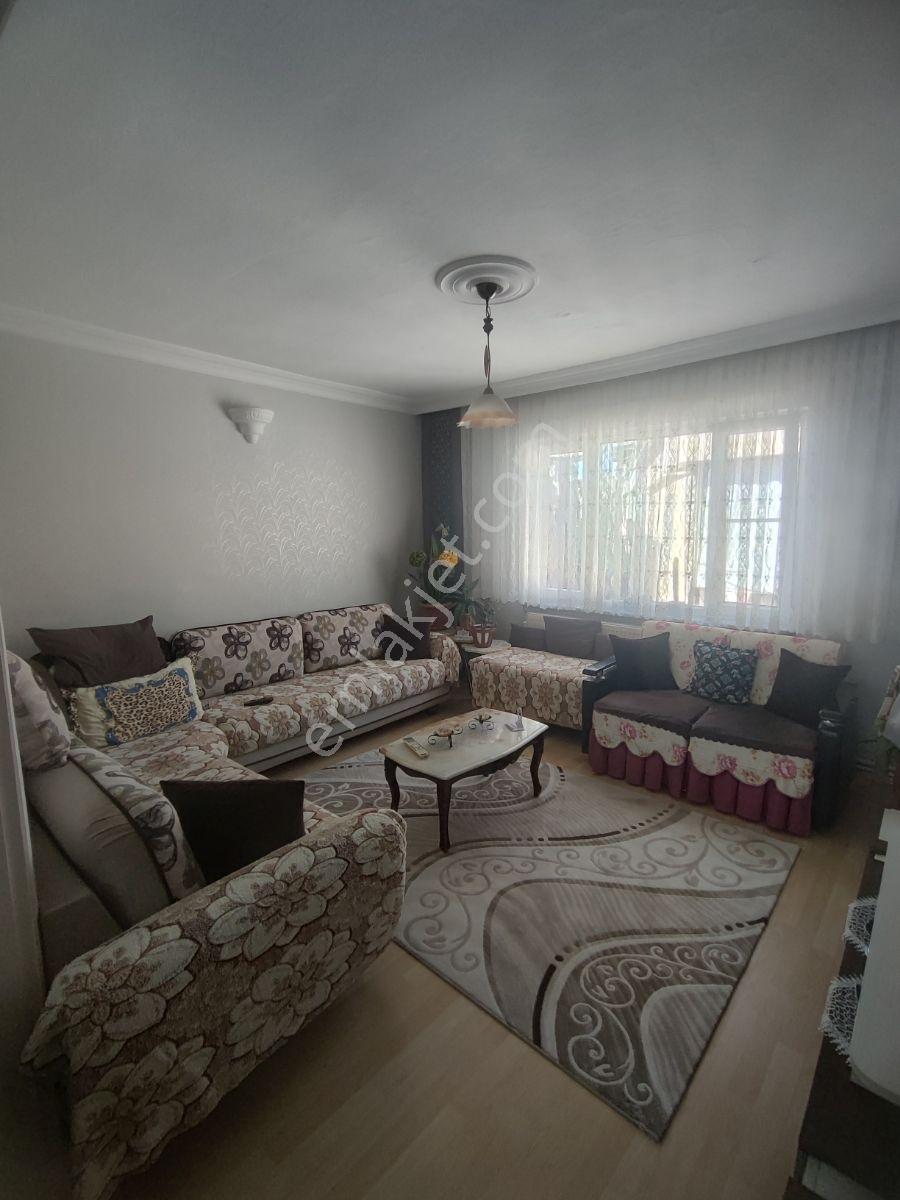 Yeşilova Da Satılık Müstakil Tapulu 3 Katlı Bina — fotoğraf 4