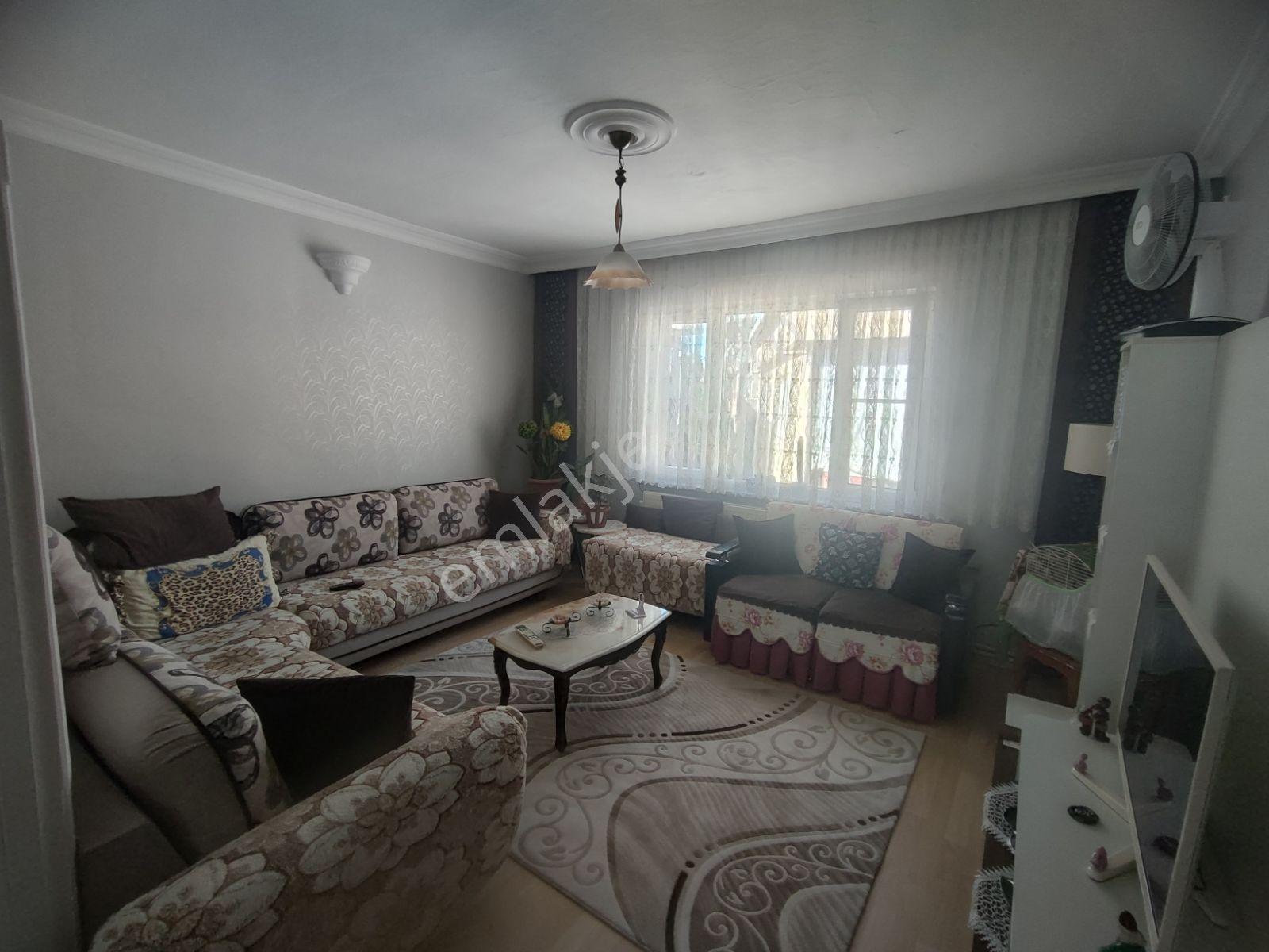 Yeşilova Da Satılık Müstakil Tapulu 3 Katlı Bina — fotoğraf 5