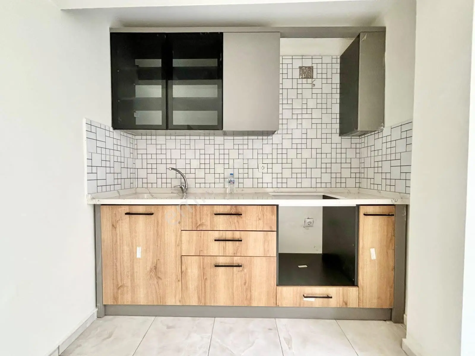 ꧁ay Emlaktan꧂ Altınkum'da Denize Sadece 50 Mt Müstakil Tadında Satılık 2+1 Teraslı Masrafsız Daire — fotoğraf 9
