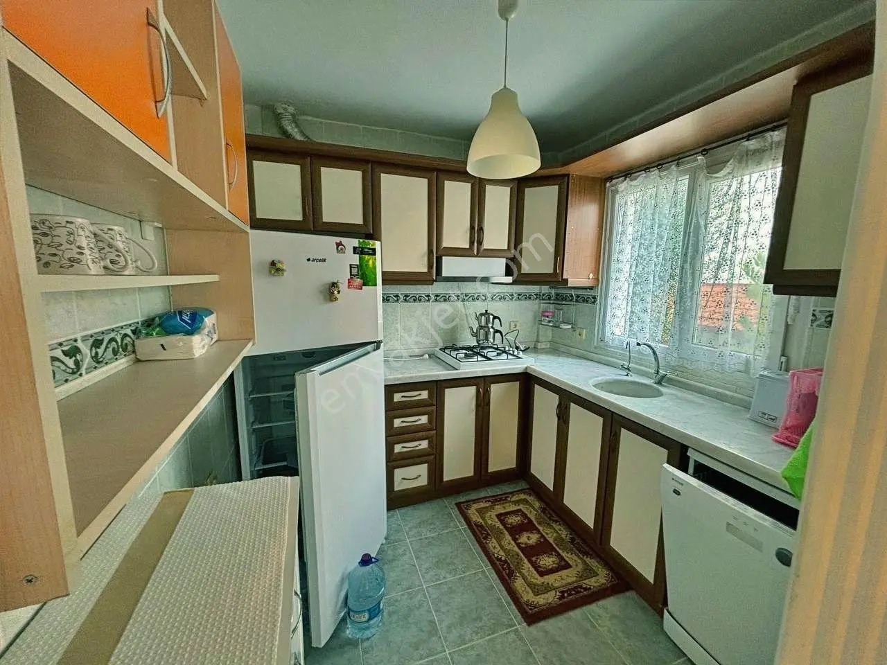 Uytundan Pelitköyde Denize 200metre Doğalgazlı Satılık 4+1 Villa — fotoğraf 3