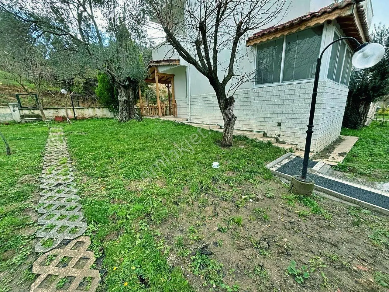 Uytundan Pelitköyde Denize 200metre Doğalgazlı Satılık 4+1 Villa — fotoğraf 15