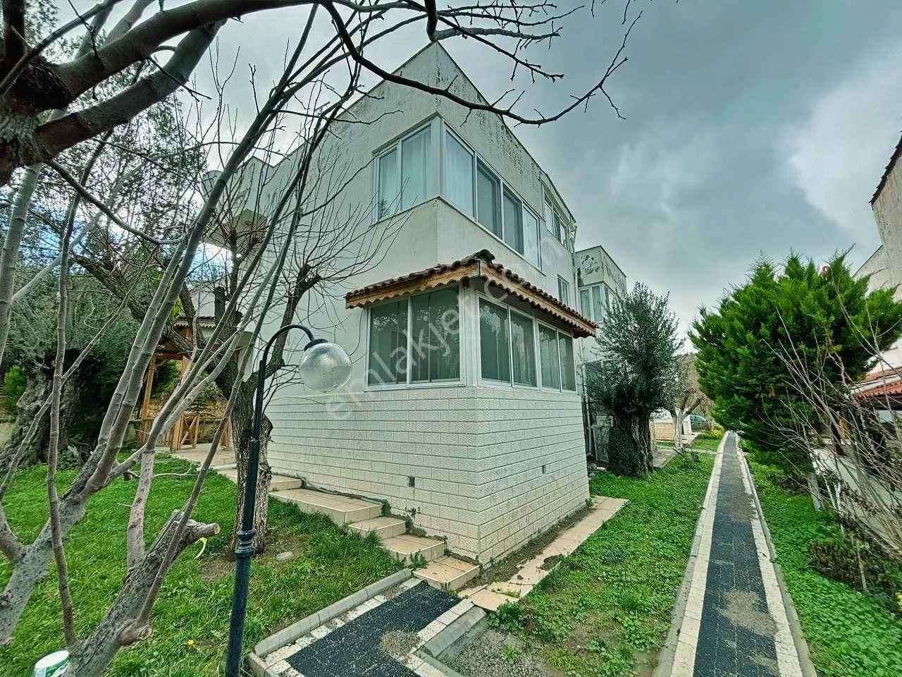 Uytundan Pelitköyde Denize 200metre Doğalgazlı Satılık 4+1 Villa — fotoğraf 21